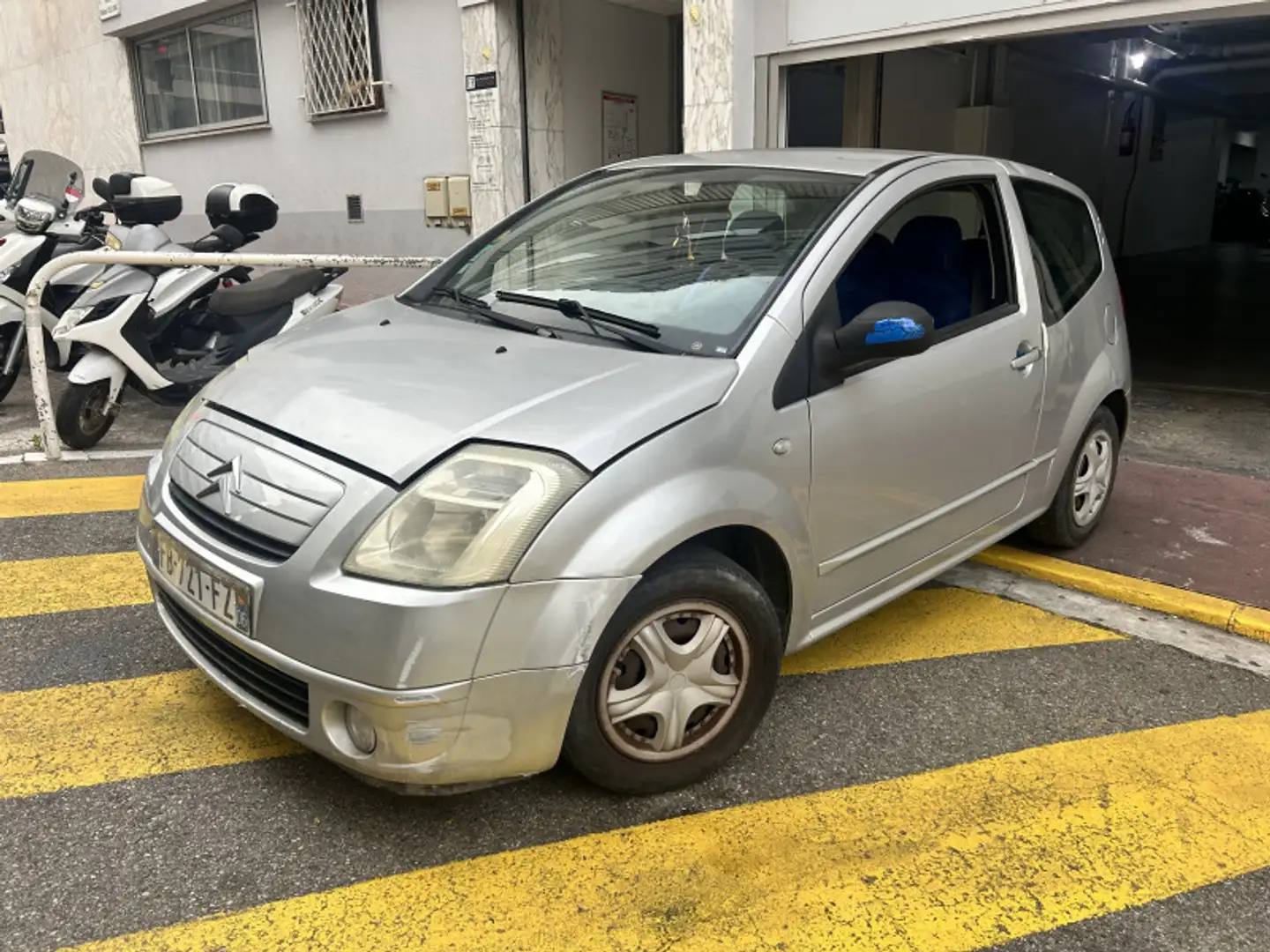 Citroen C2 1.1 PACK 3P Gris - 1