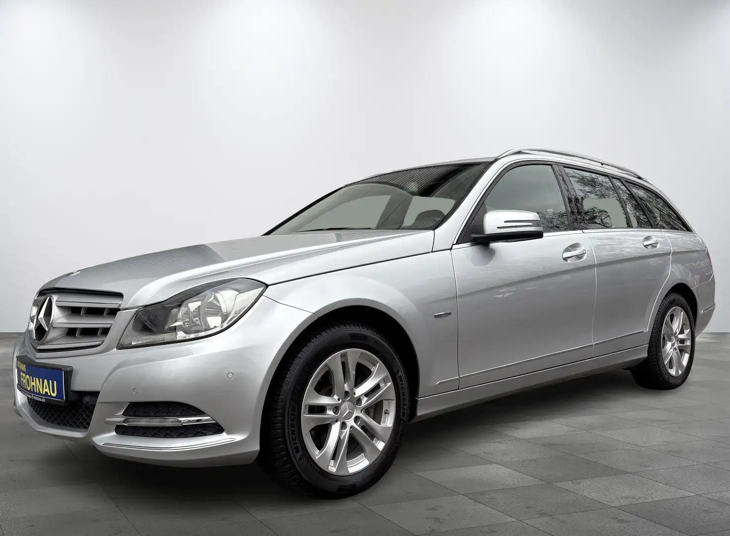 Mercedes-Benz C 180 T BlueEfficiency Tempomat AHK Sitzh. Comand PDC Silber - 1