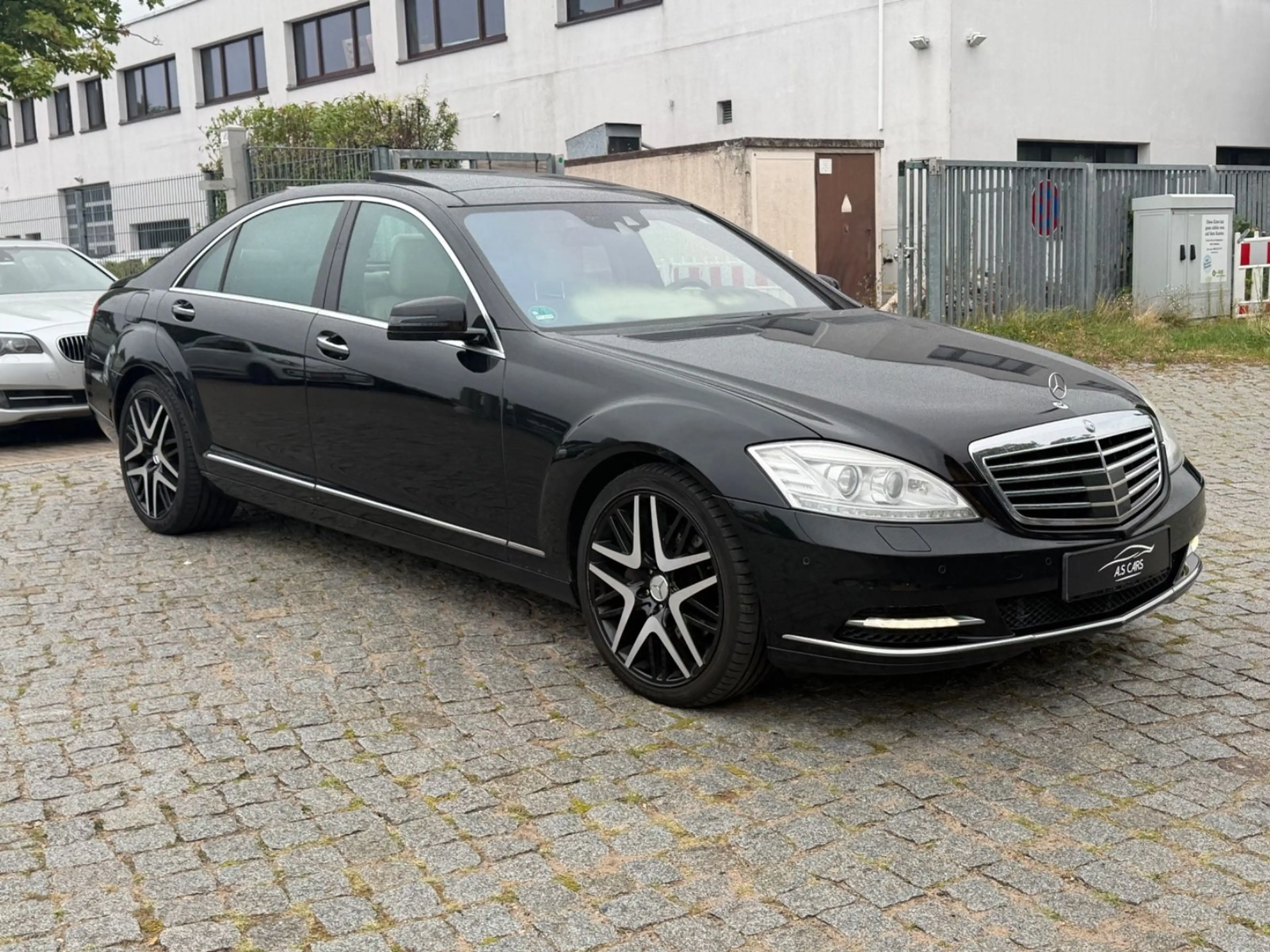 Mercedes-Benz S 350 BlueTec lang*Leder*Nachtsicht*Pano*Euro6 — photo 3