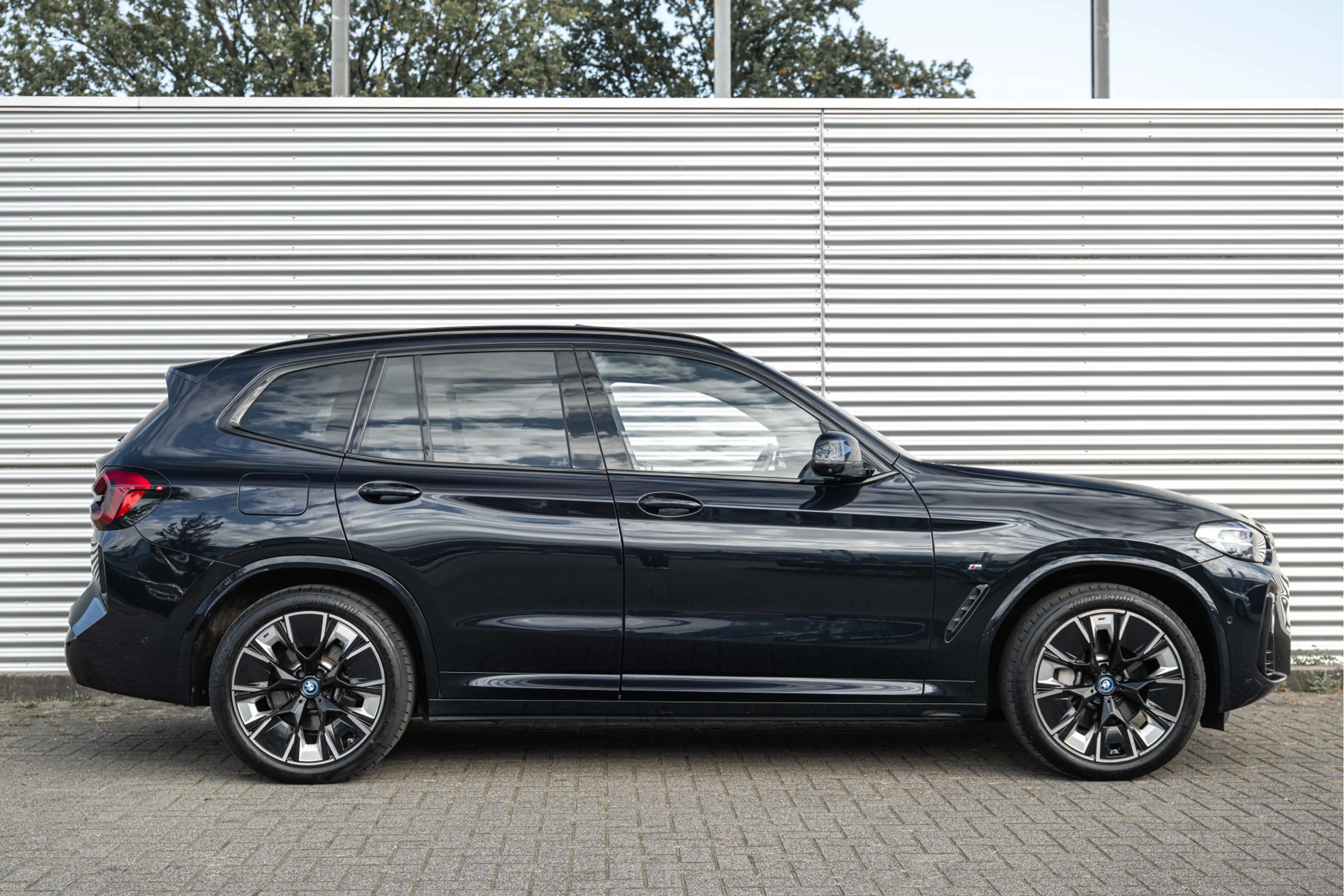 BMW iX3 High Executive M Sport / Sportstoelen / Comfort Ac — photo 4