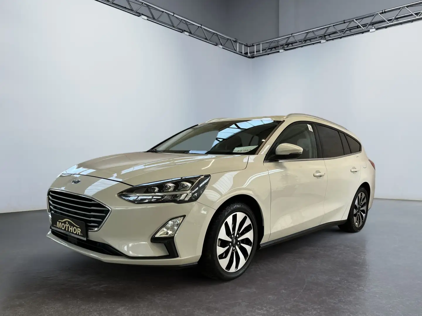 Ford Focus Turnier Cool&Connect 1.0EcoBoost Navigation Wit - 2