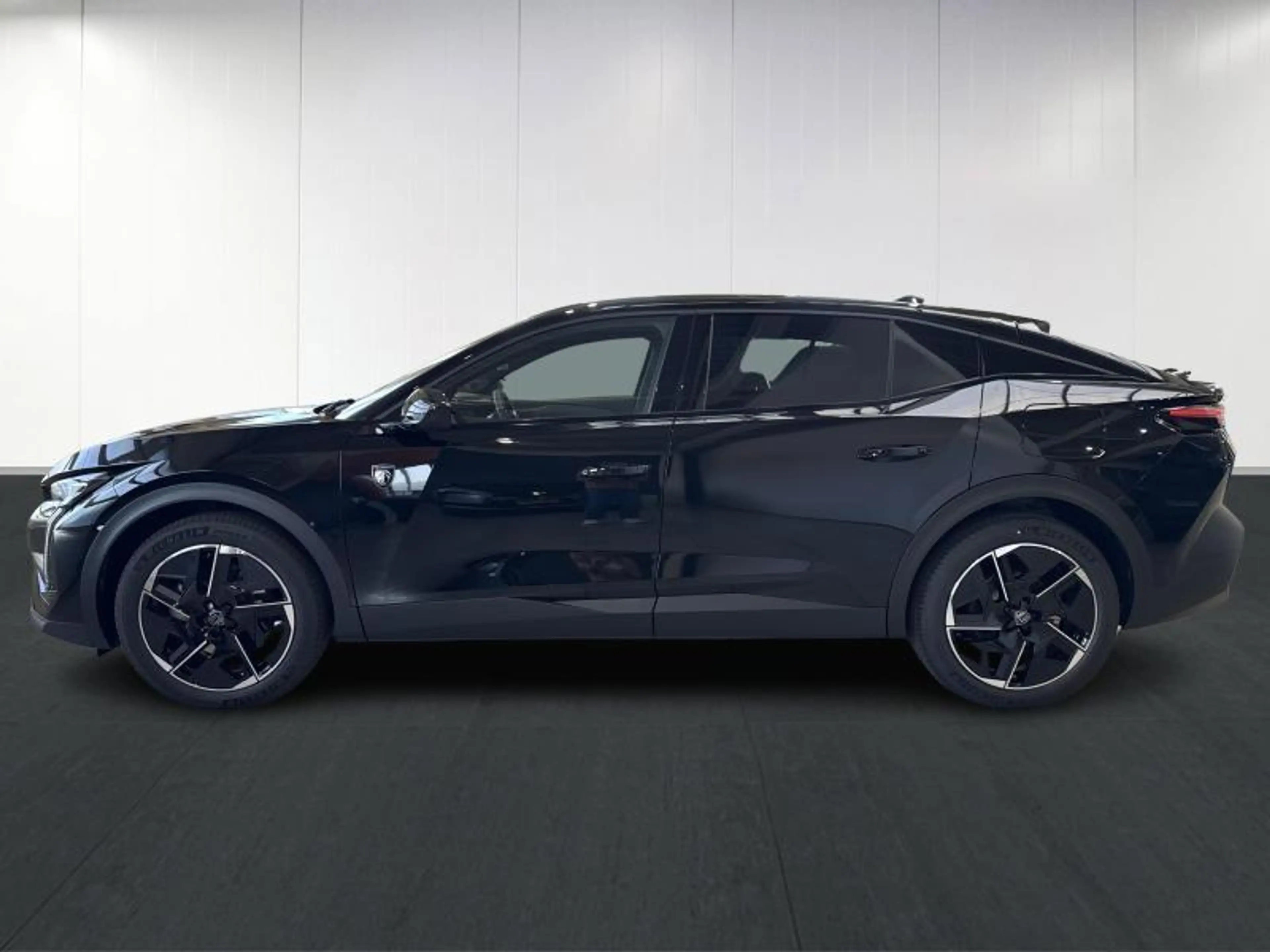 Peugeot 408 GT Plug-In Hybrid 225 EAT8 — photo 7