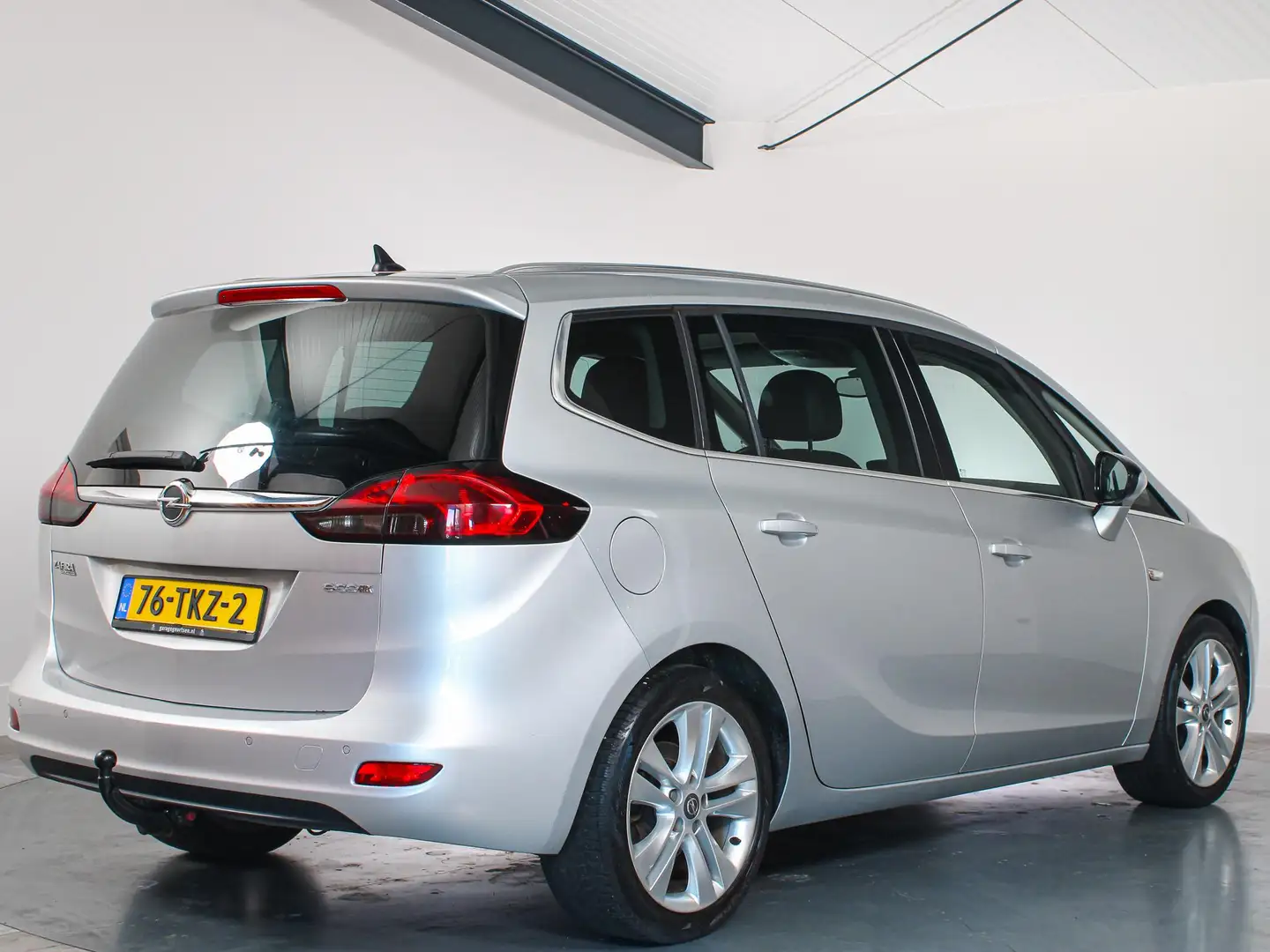 Opel Zafira Tourer 1.4T Edition 7-Persoons, Trekhaak, Airco, Navigati Gris - 2