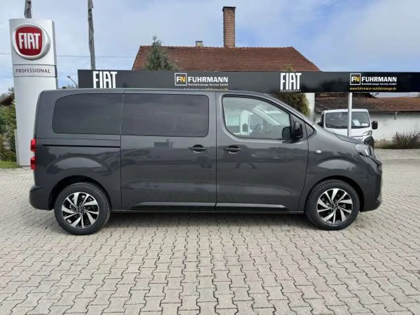 Fiat Ulysse KOMBI BASIS L2 180AT Schwarz - 2