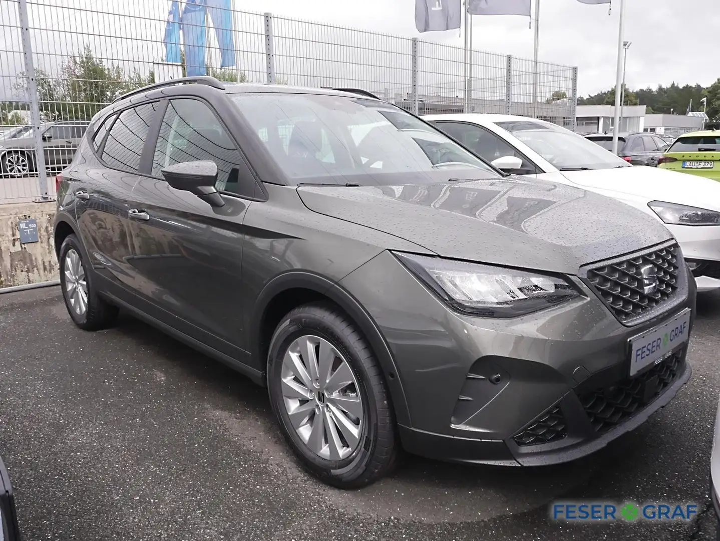 SEAT Arona 1.0 TSI Style ACC/SHZ/PDC+ Grau - 2
