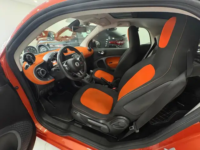 Smart Fortwo view 16