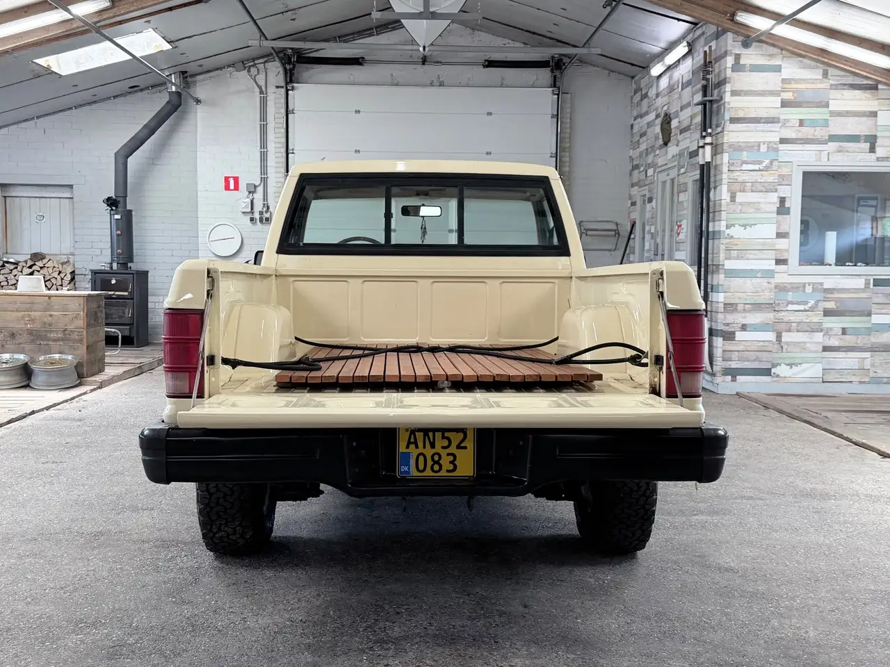 Jeep Cherokee XJ - Comanche - Back on stock, foto 11