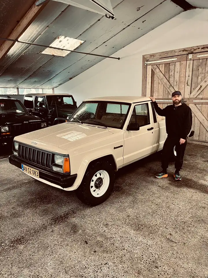 Jeep Cherokee XJ - Comanche - Back on stock, foto 3