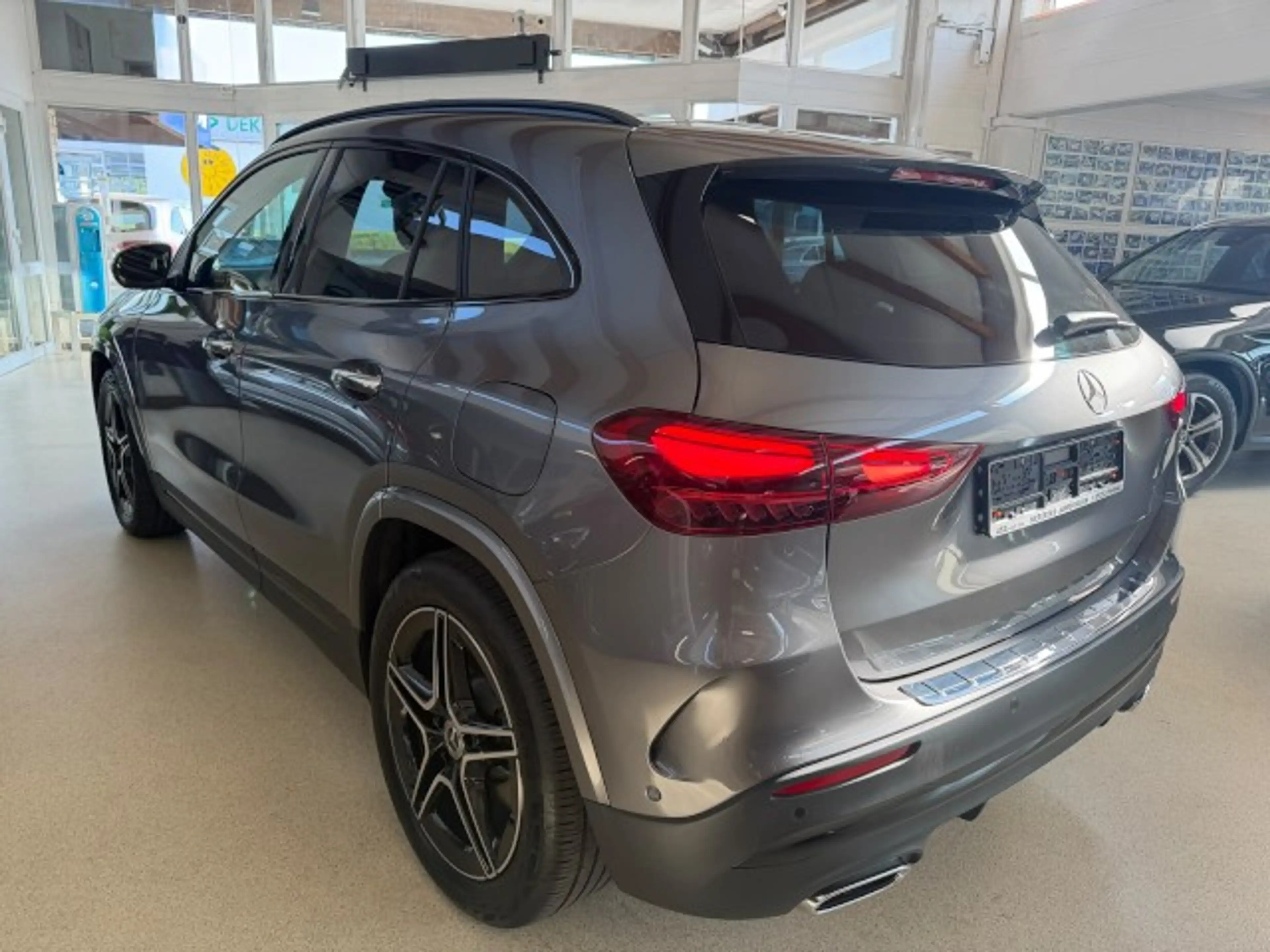 Mercedes-Benz GLA 220 d 4Matic+AMG+Memory+MULTIBEAM+Night+Distronic+Pano — photo 5