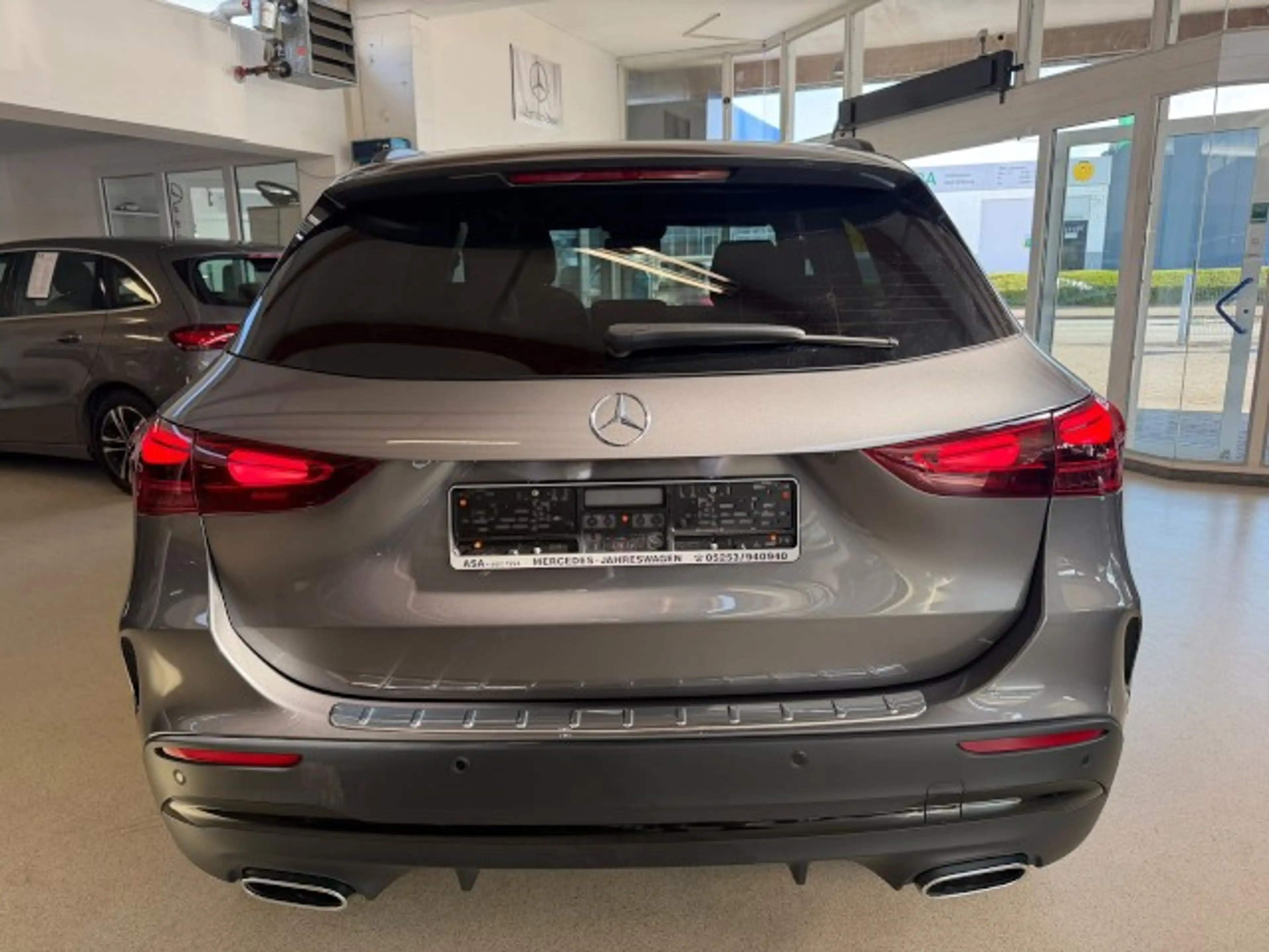 Mercedes-Benz GLA 220 d 4Matic+AMG+Memory+MULTIBEAM+Night+Distronic+Pano — photo 6