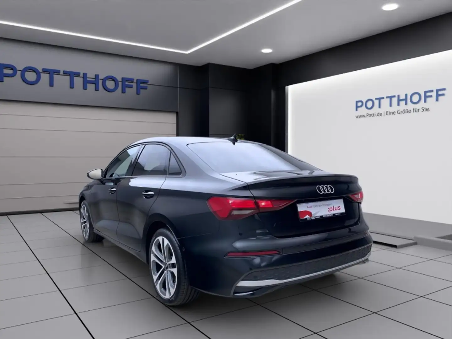 Audi A3 Limousine 35 TFSI ADVANCED NAVI KLIMA AHK SONOS Schwarz - 2