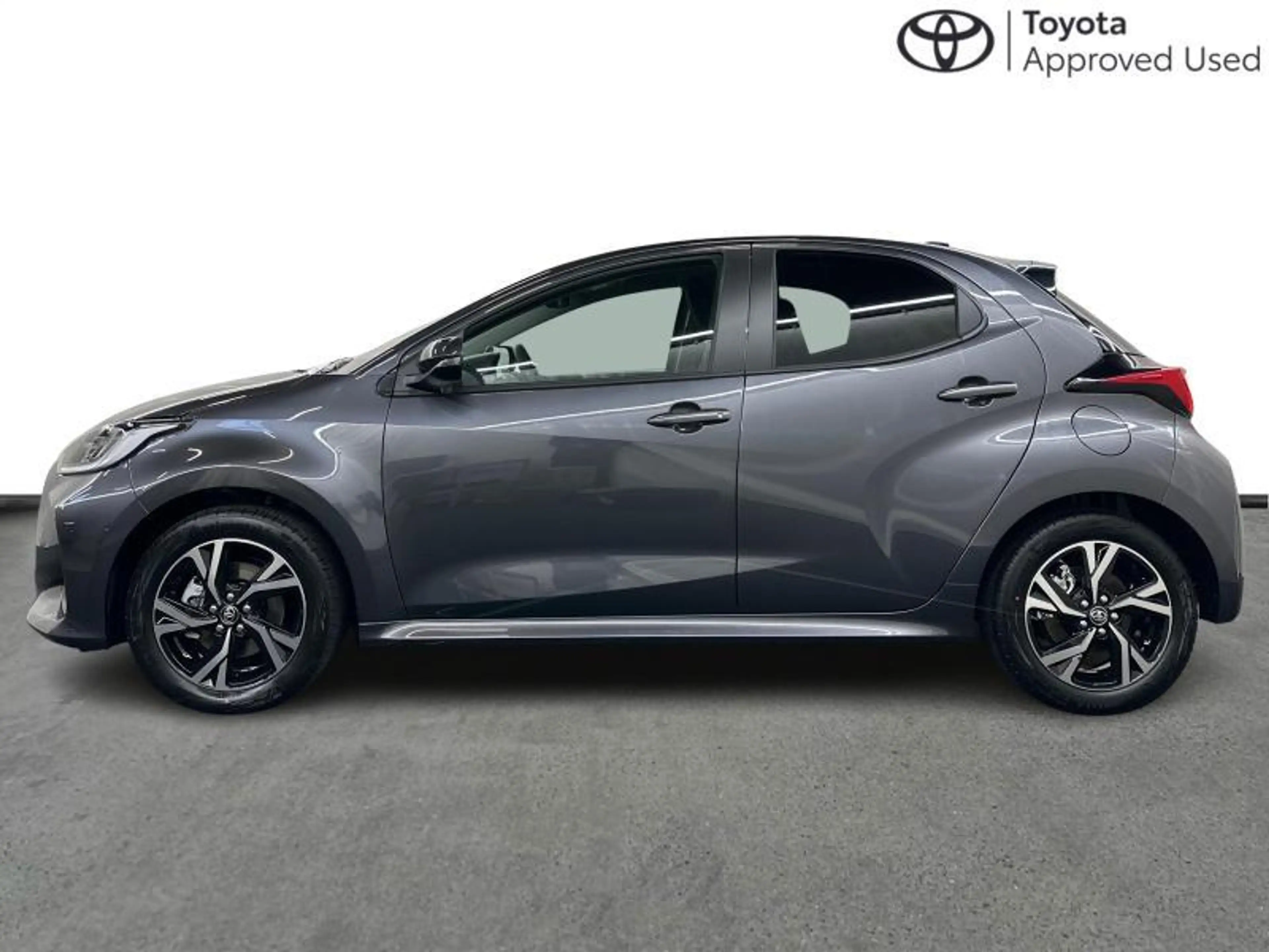Toyota Yaris Iconic | LED | carplay — photo 5