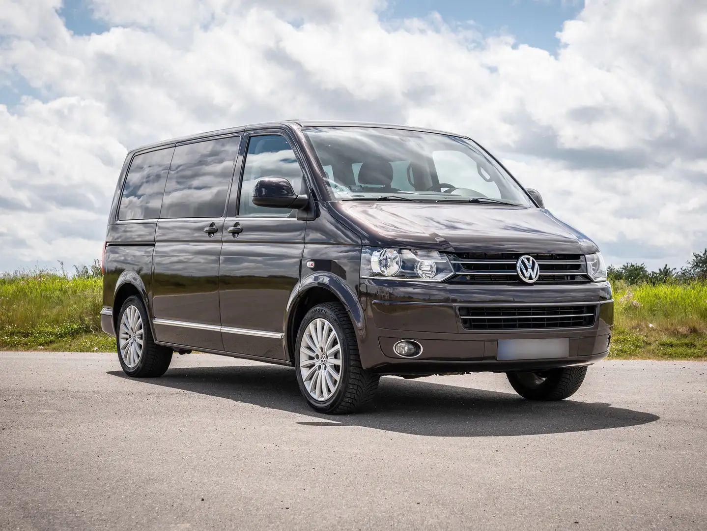 Volkswagen T5 Multivan Transporter T5 TDI Highline - 1