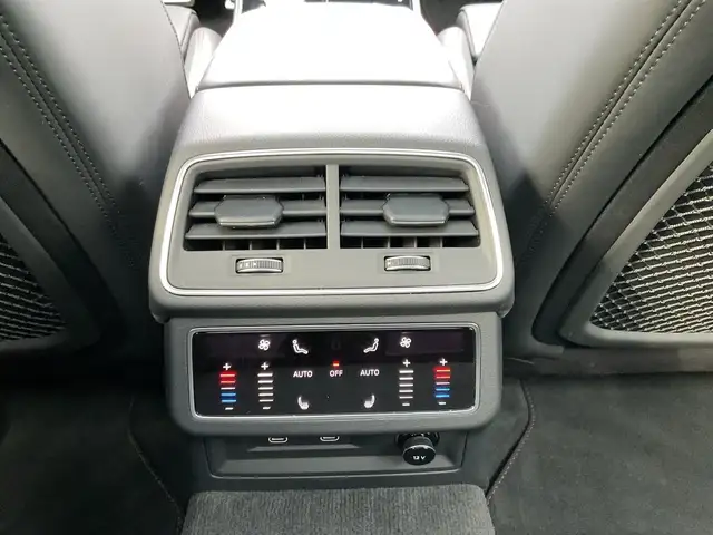 Audi RS6 Audi RS 6 Avant performance Ansicht 14