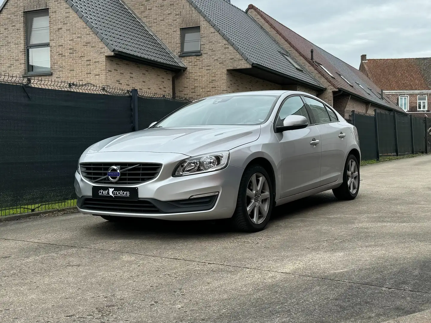 Volvo S60 S60 D3 Geartronic Kinetic Gri - 1