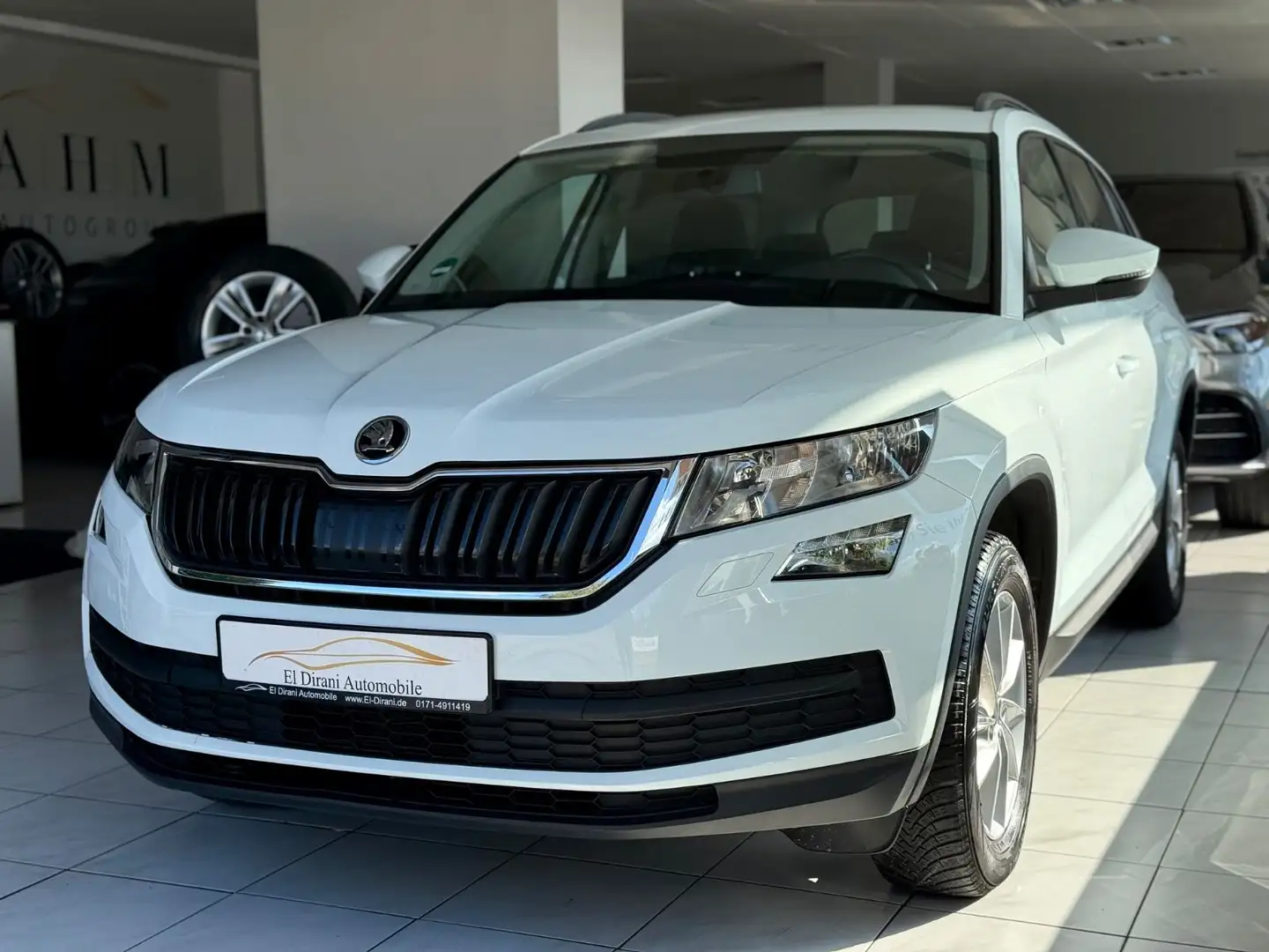 Skoda Kodiaq 2.0 TDI DSG Active /Sitzhz/PDC/HU 03.2027 Weiß - 1