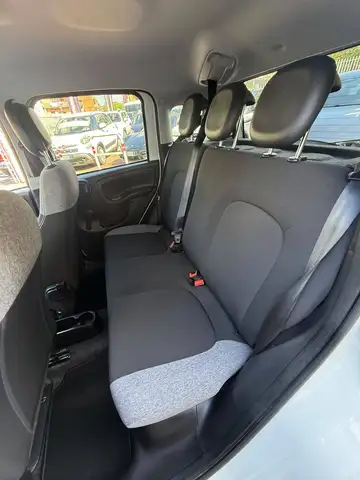 Fiat Panda view 12