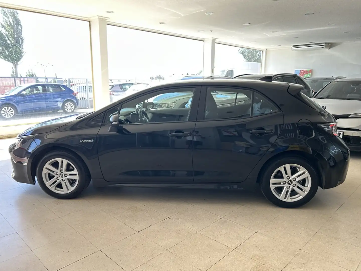Toyota Corolla 125H Active Tech Negro - 2