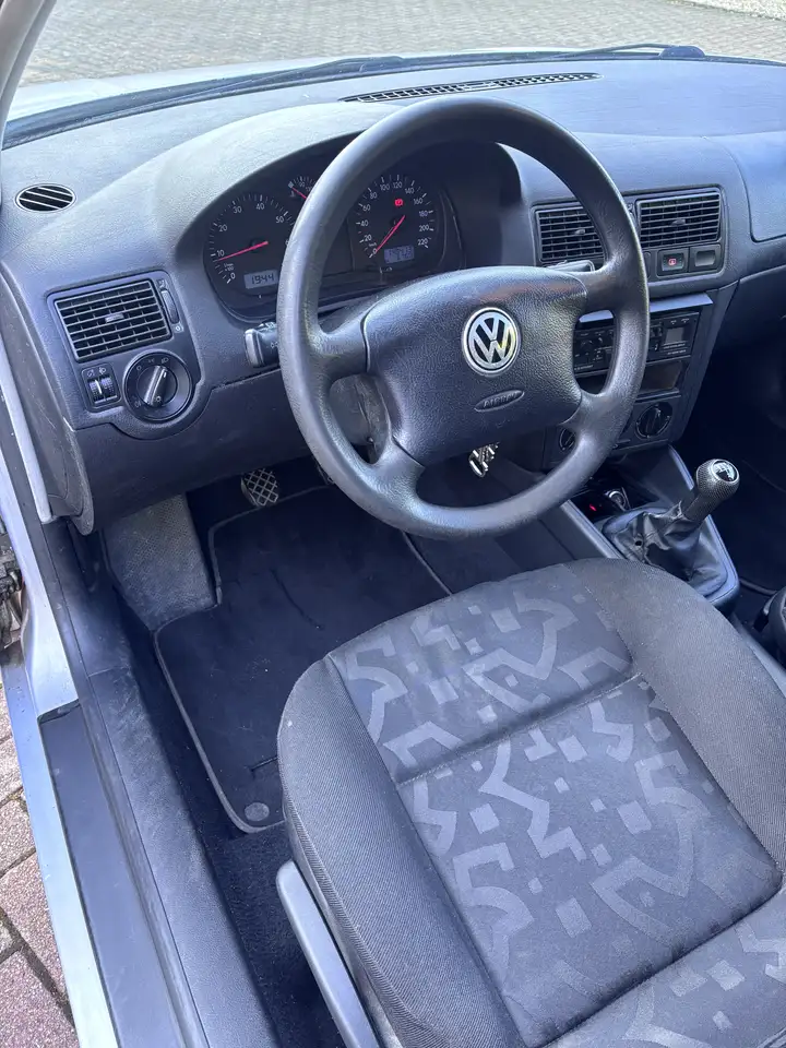 Volkswagen Golf 1.4i Base, foto 10