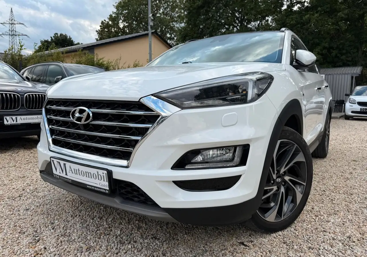 Hyundai TUCSON Premium 4WD Pano*ACC*360Kam*Navi — photo 1 of 13
