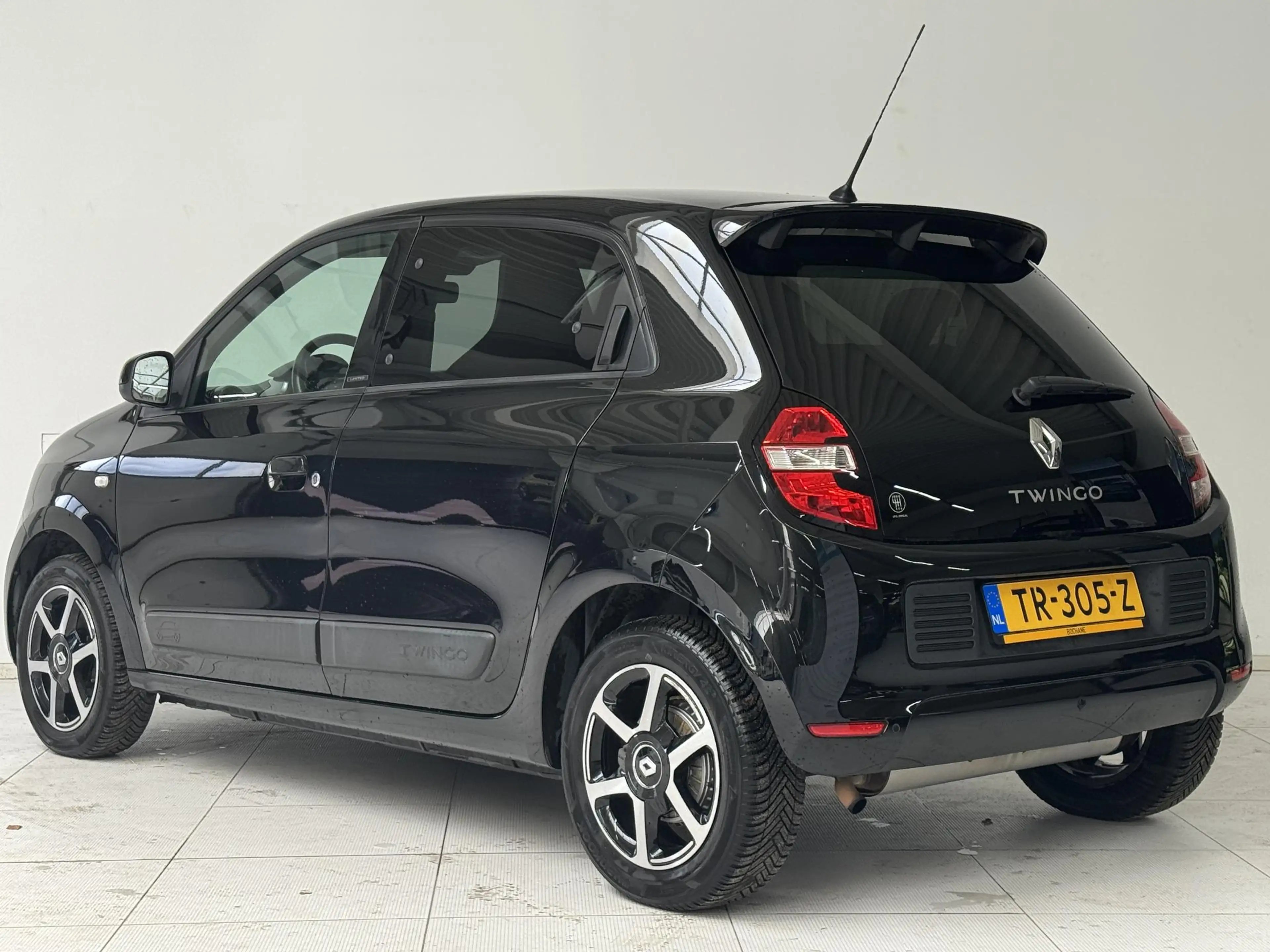 Renault Twingo 1.0 SCe Limited | Parkeersensoren | All-Season Ban — photo 6