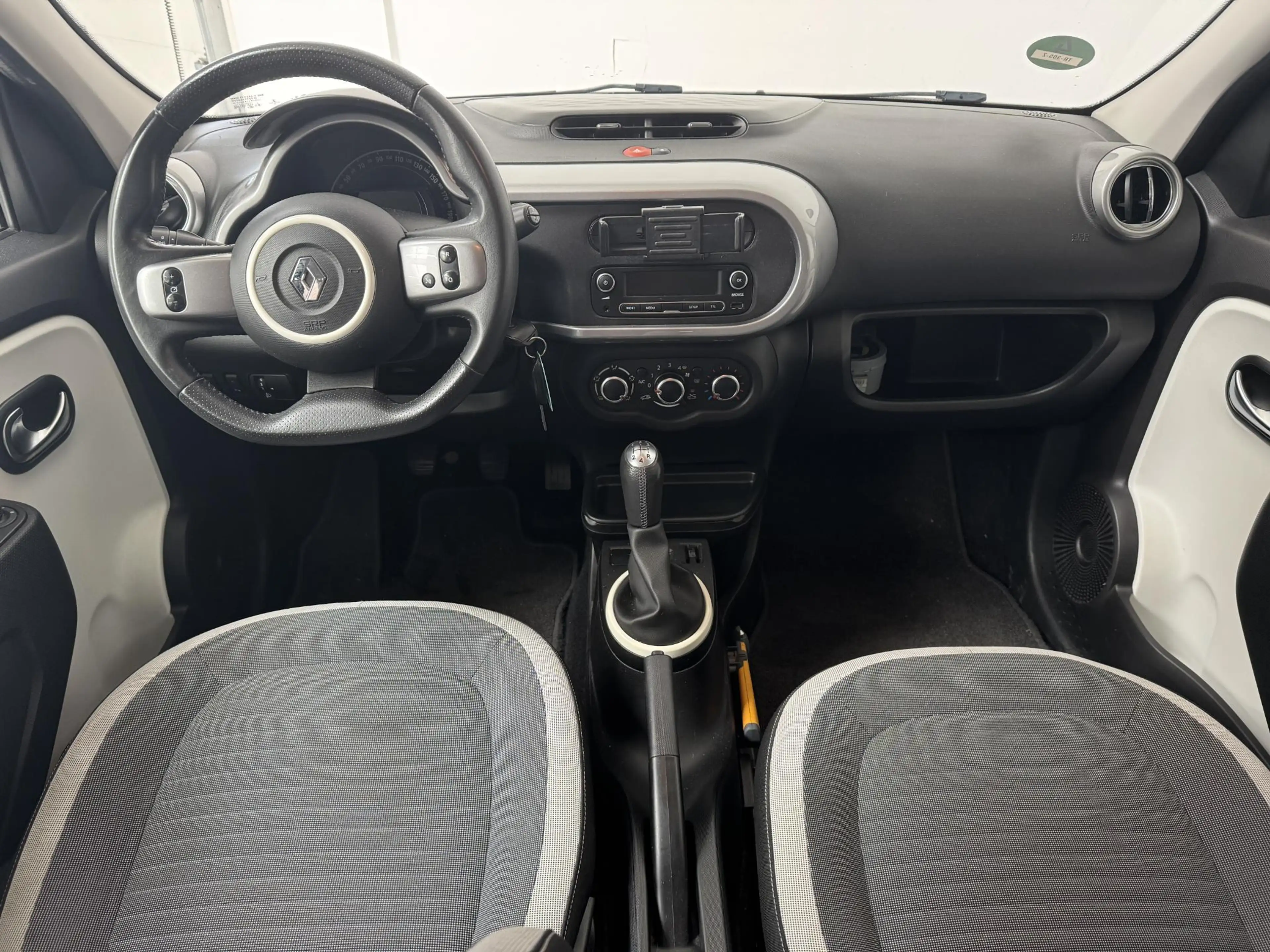 Renault Twingo 1.0 SCe Limited | Parkeersensoren | All-Season Ban — photo 3