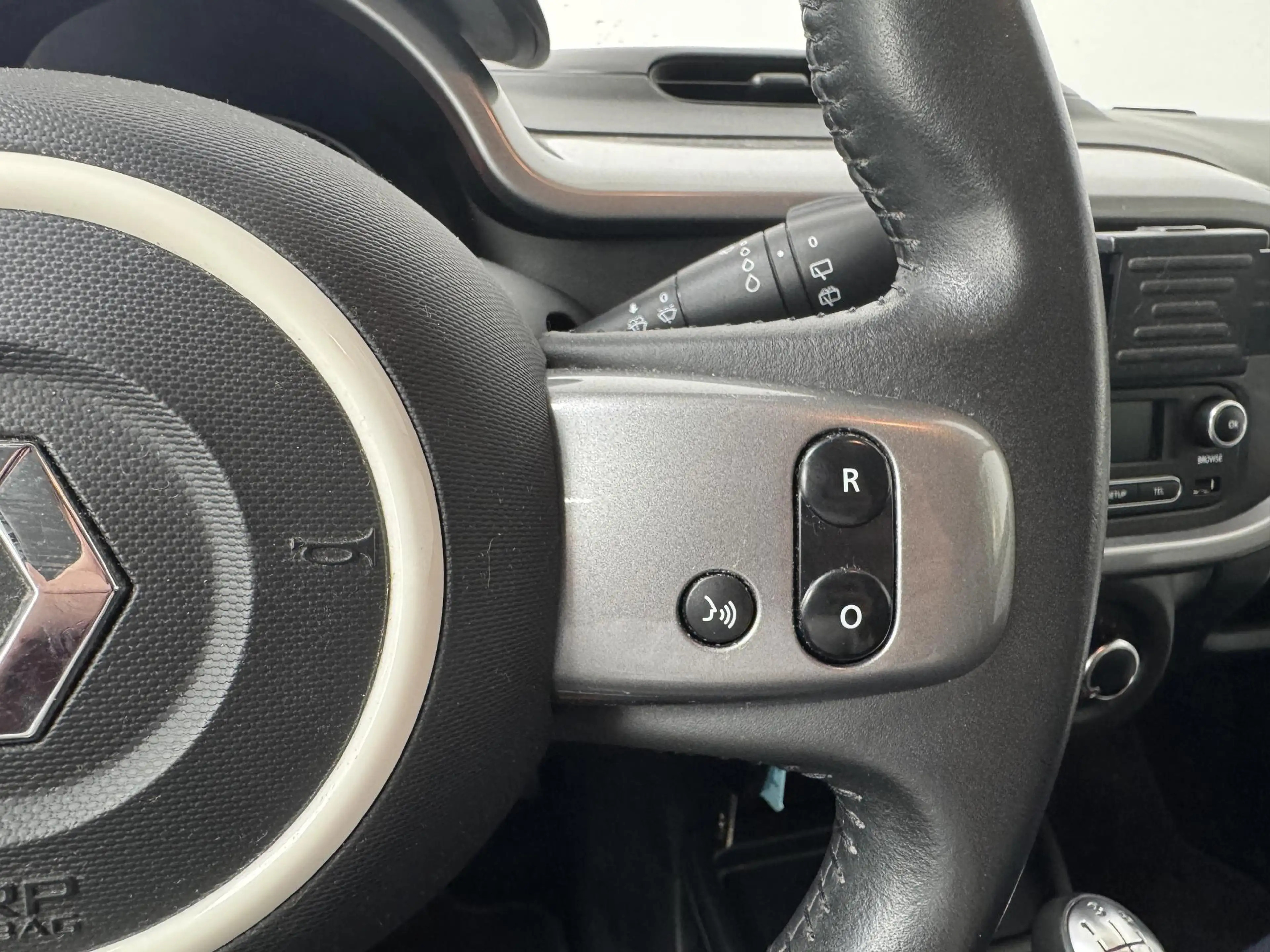 Renault Twingo 1.0 SCe Limited | Parkeersensoren | All-Season Ban — photo 18