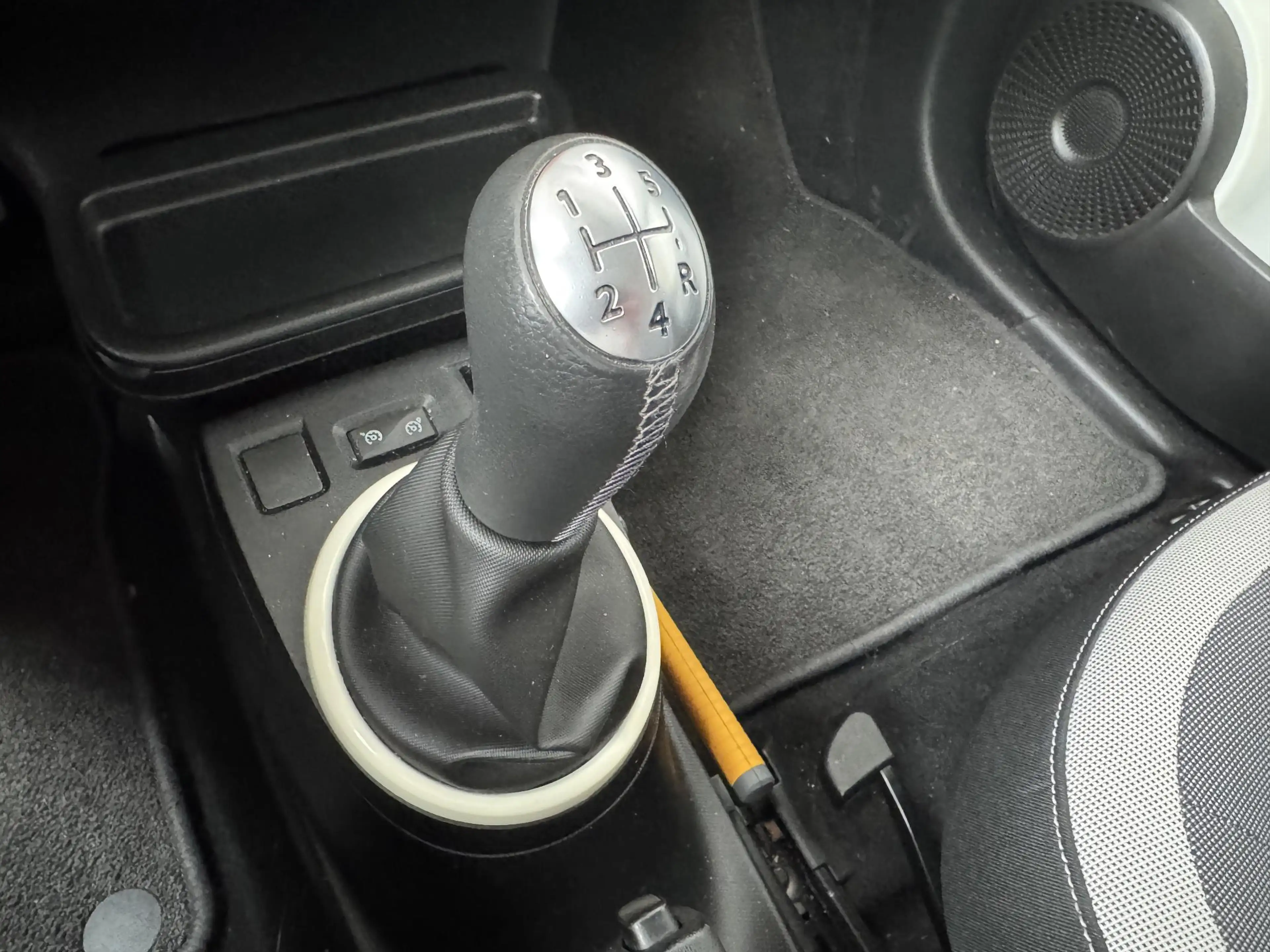 Renault Twingo 1.0 SCe Limited | Parkeersensoren | All-Season Ban — photo 19