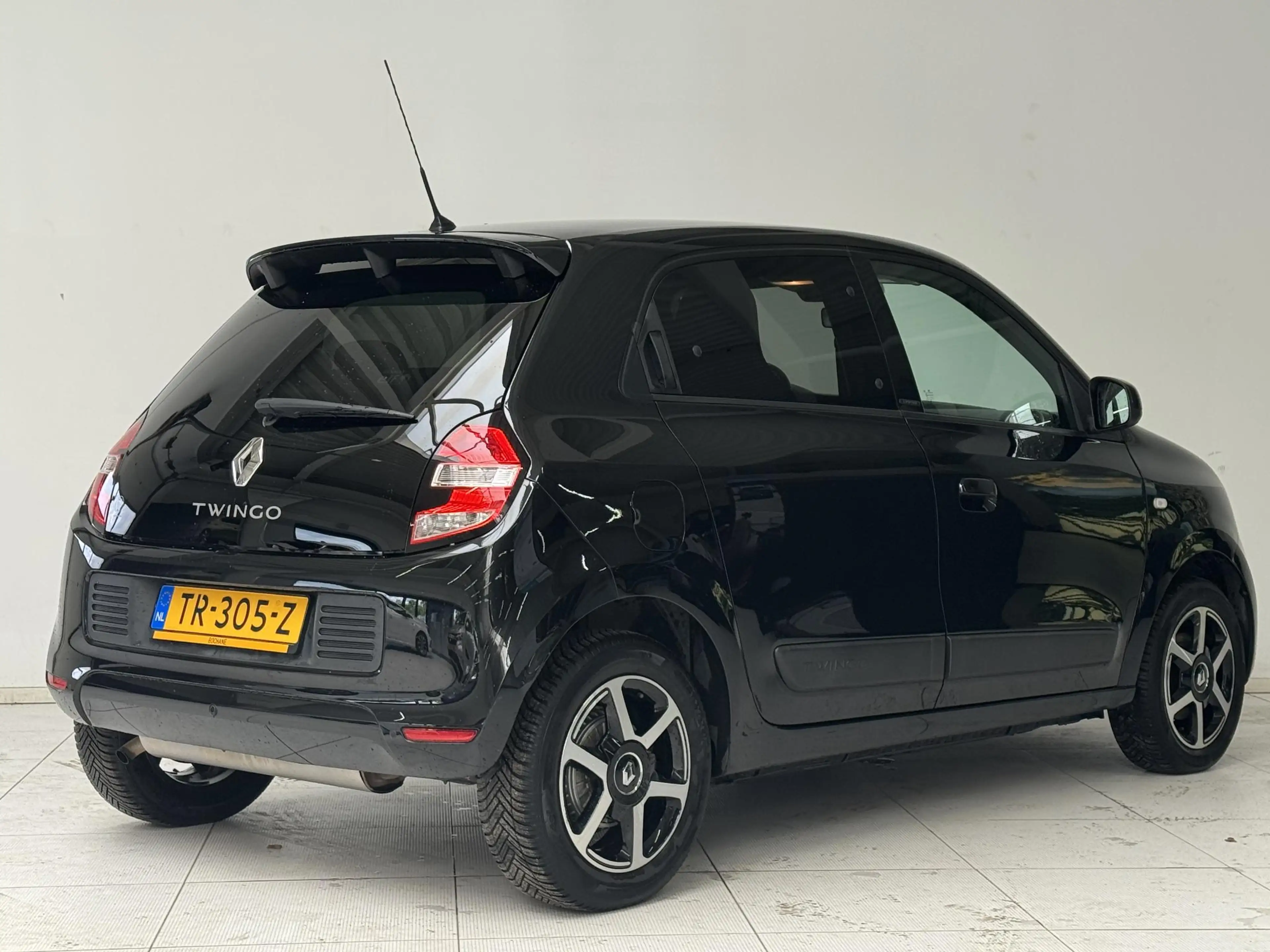 Renault Twingo 1.0 SCe Limited | Parkeersensoren | All-Season Ban — photo 2