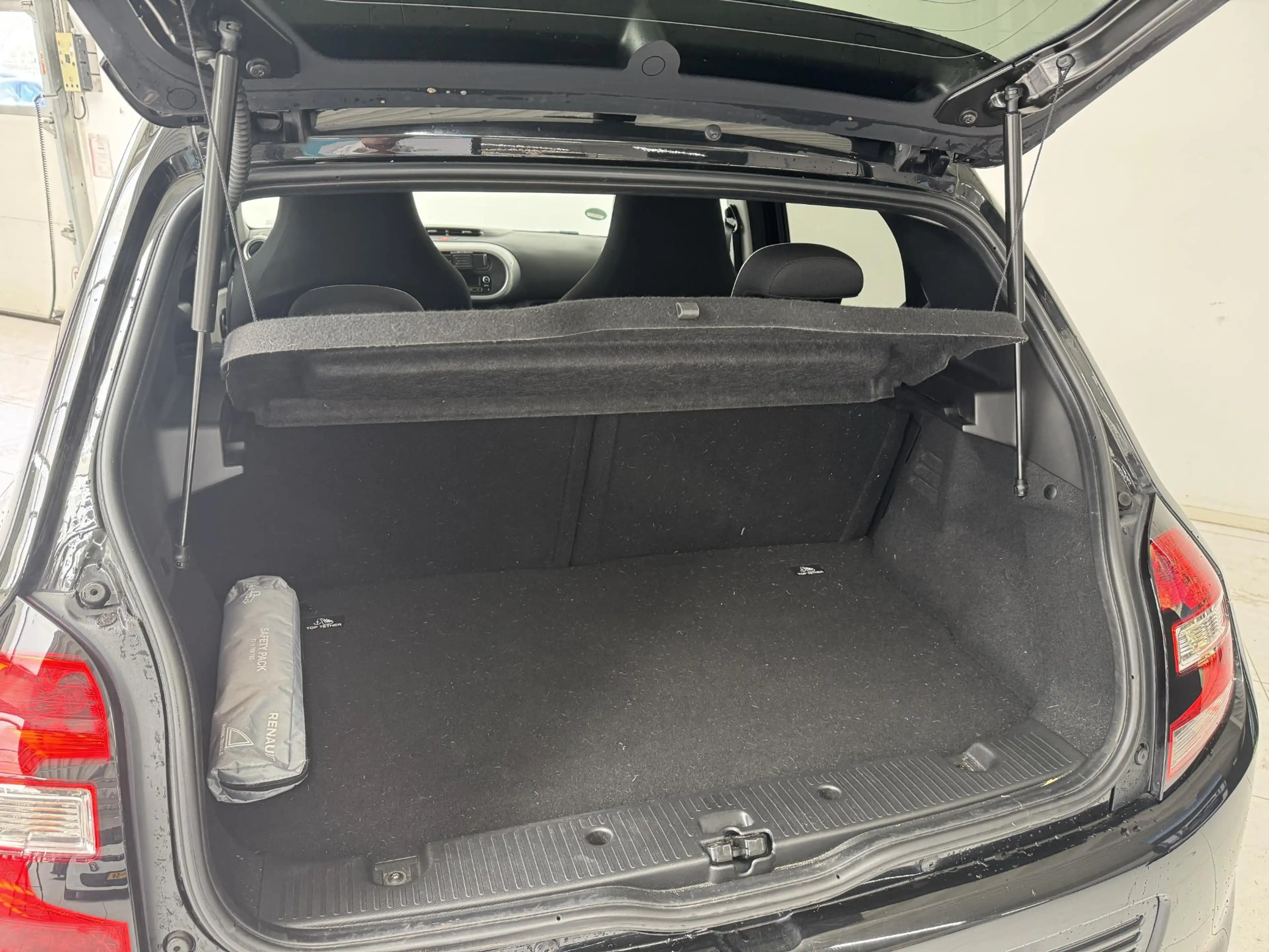 Renault Twingo 1.0 SCe Limited | Parkeersensoren | All-Season Ban — photo 9