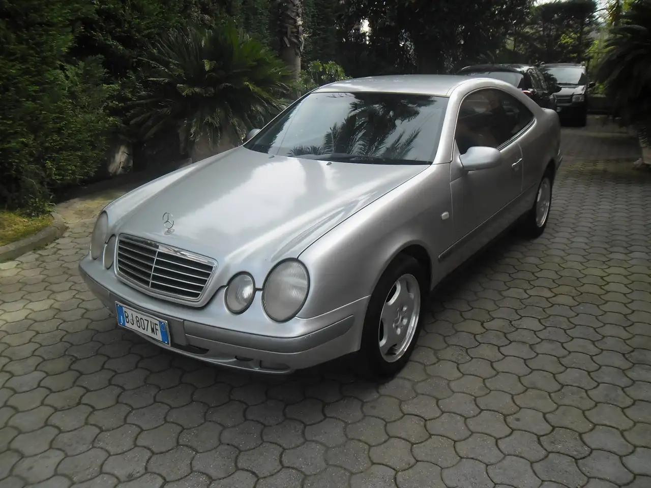 Mercedes-Benz CLK 200