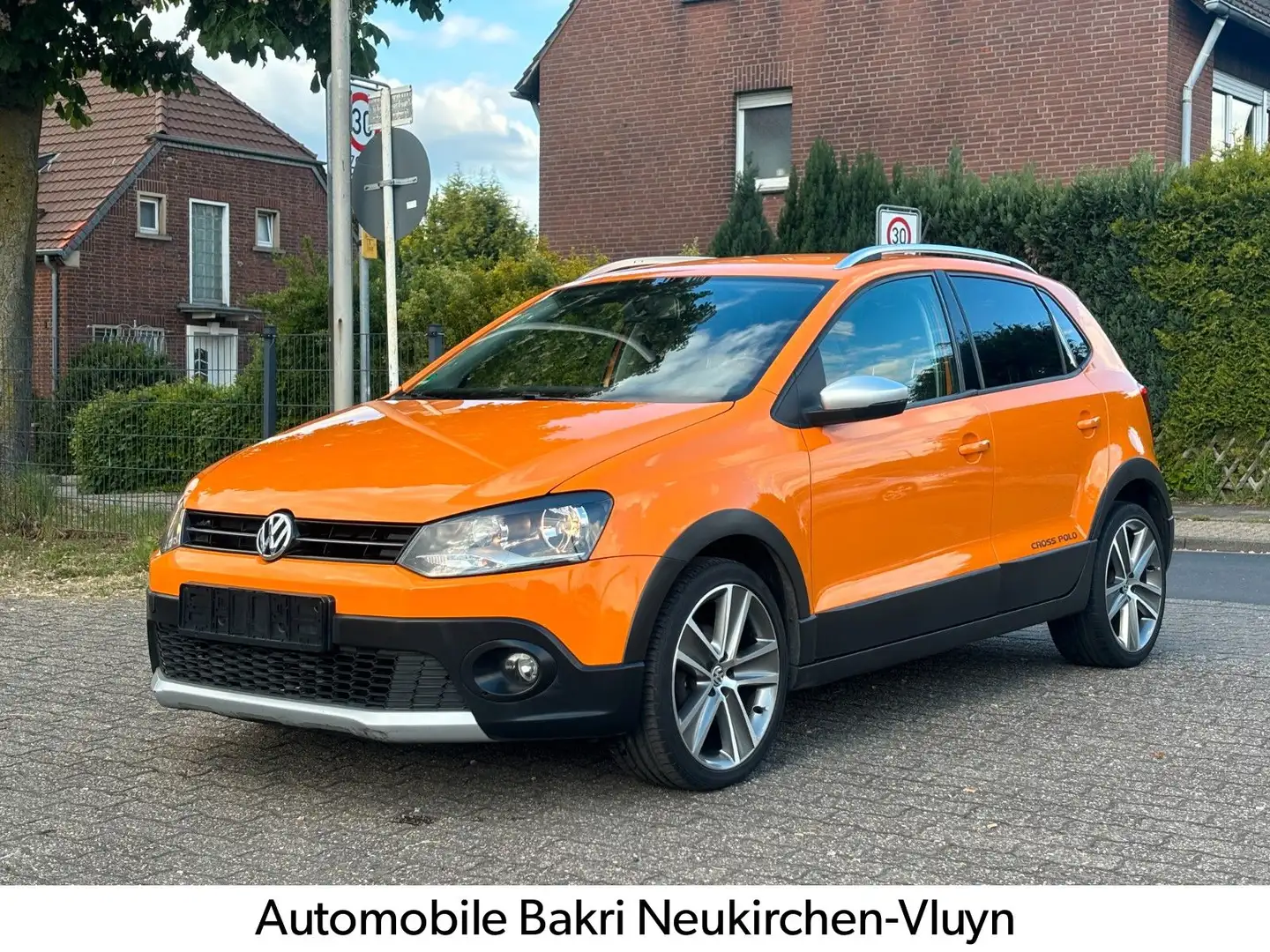 Volkswagen Polo V Cross Polo DSG-Klima-TÜV-Insp. Neu *TOP* Arancione - 1