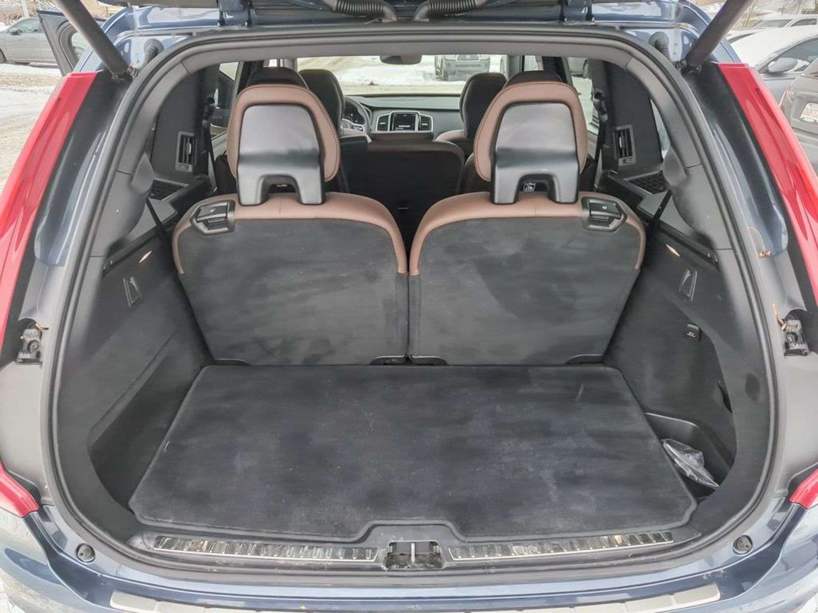 2024 Volvo XC90 T8 RECHARGE PLUS PLUG-IN HYBRID; 455 HP!! BROWN LE thumb 12