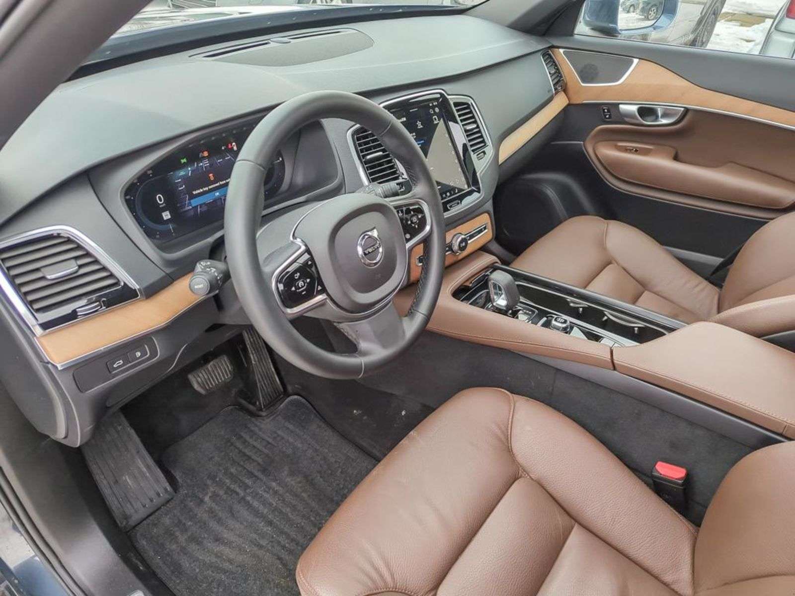 2024 Volvo XC90 T8 RECHARGE PLUS PLUG-IN HYBRID; 455 HP!! BROWN LE thumb 13