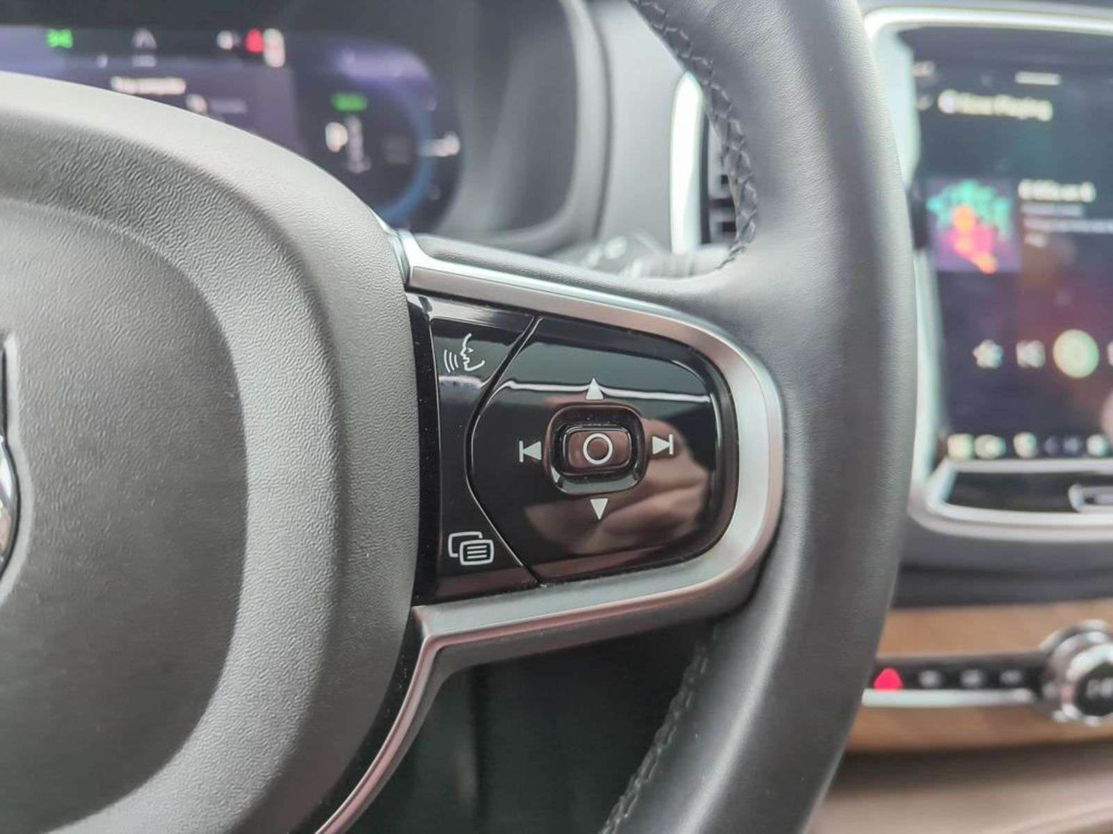 2024 Volvo XC90 T8 RECHARGE PLUS PLUG-IN HYBRID; 455 HP!! BROWN LE thumb 16