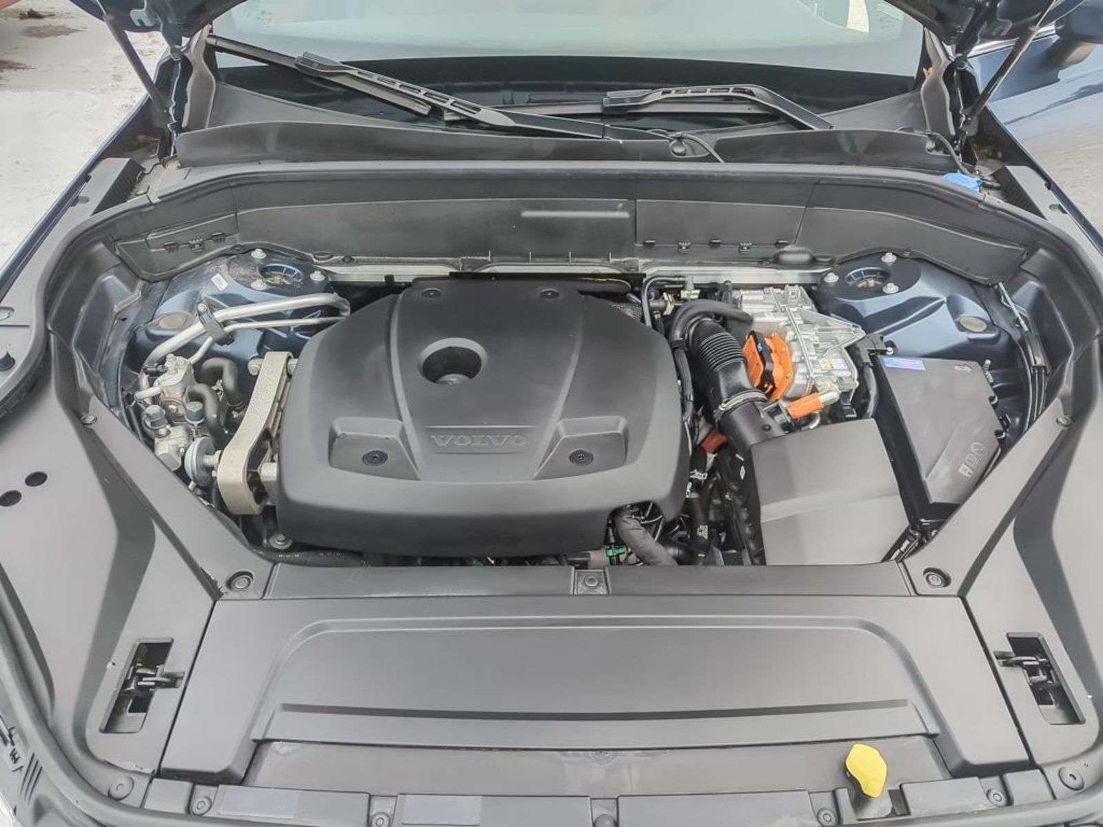 2024 Volvo XC90 T8 RECHARGE PLUS PLUG-IN HYBRID; 455 HP!! BROWN LE thumb 10