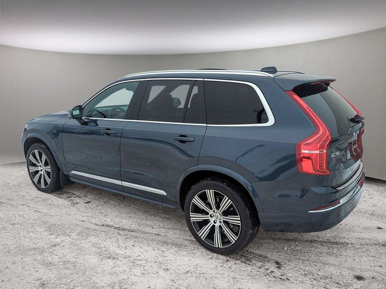 2024 Volvo XC90 T8 RECHARGE PLUS PLUG-IN HYBRID; 455 HP!! BROWN LE alt 4