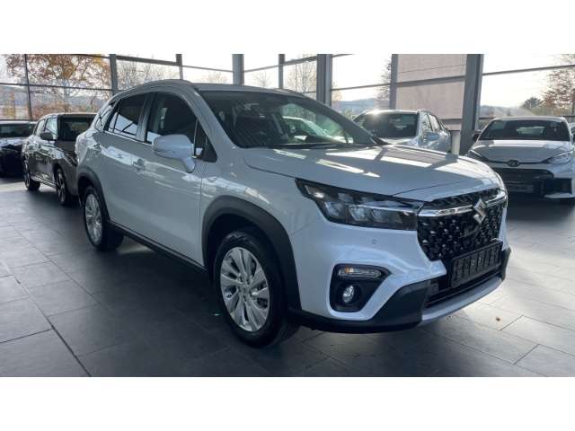 Suzuki SX4 S-Cross Comfort 1.4 AT Facelift Navi LED ACC Kamera SitzHZ