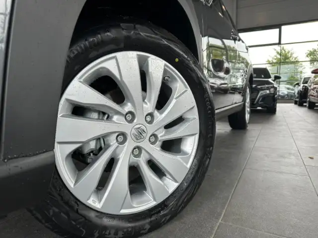 Suzuki SX4 S-Cross view 8