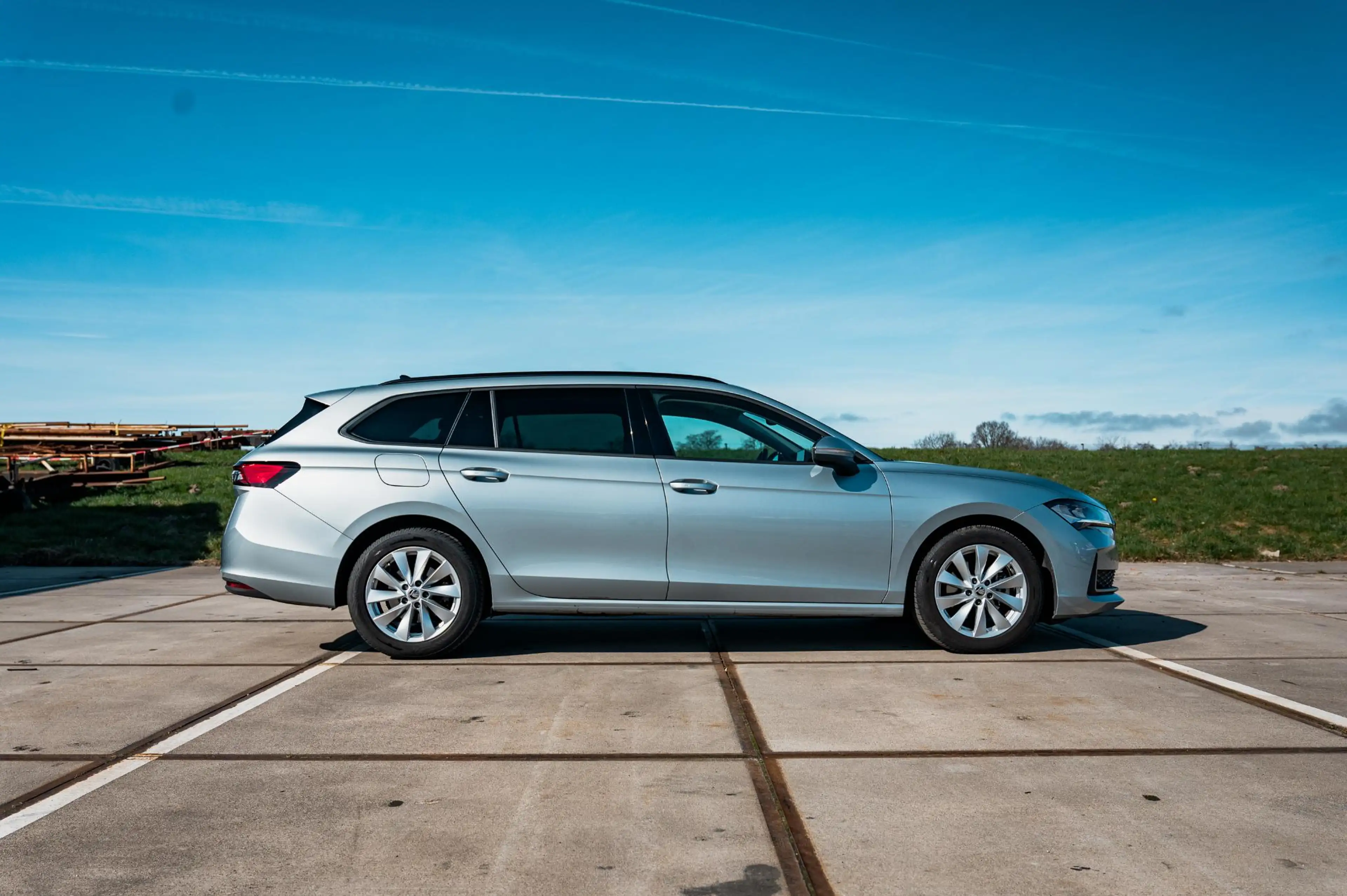 Skoda Superb Combi 1.5 TSI MHEV First Edition | TREKHAAK | CAME — photo 7