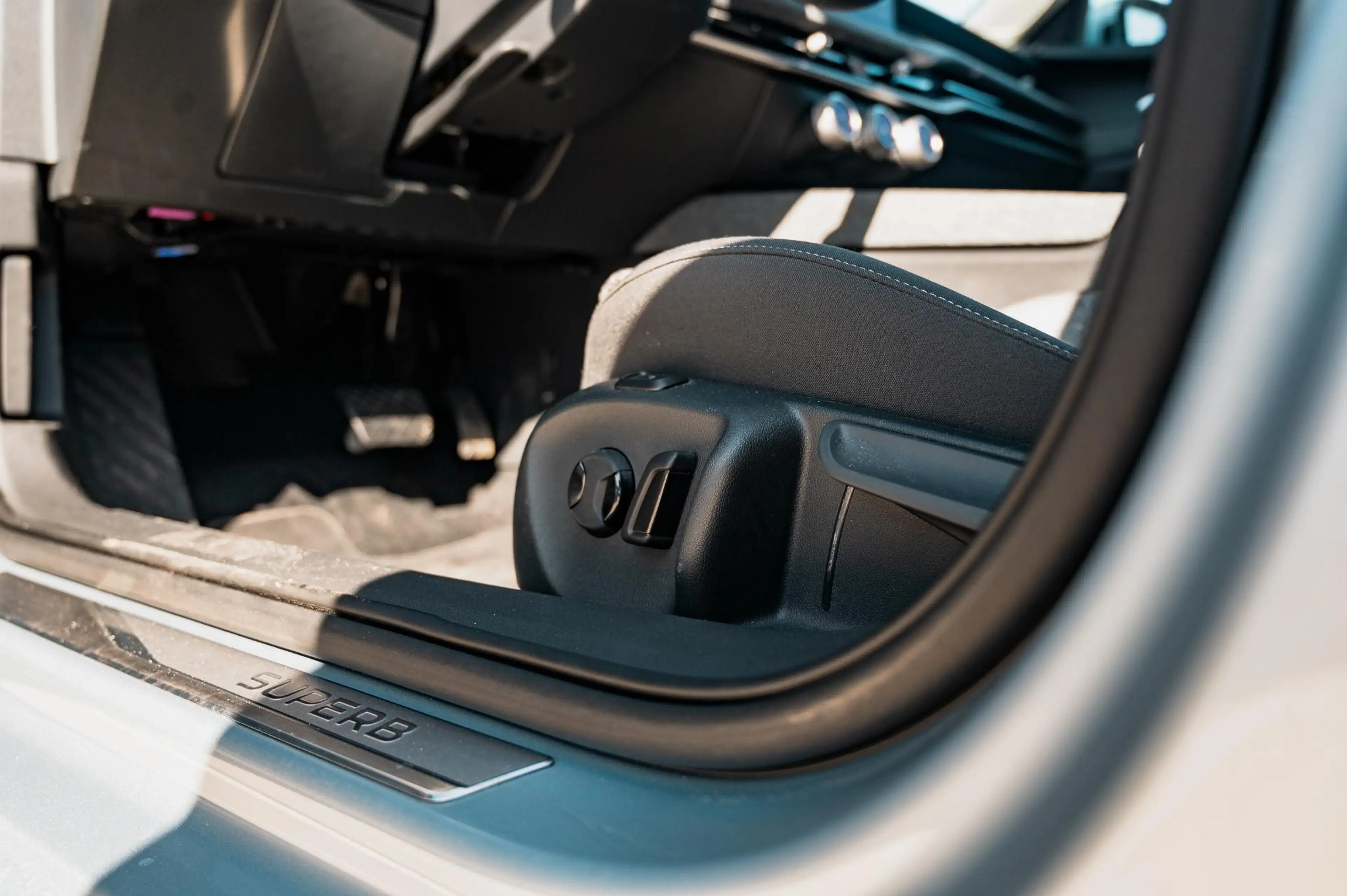 Skoda Superb Combi 1.5 TSI MHEV First Edition | TREKHAAK | CAME — photo 15