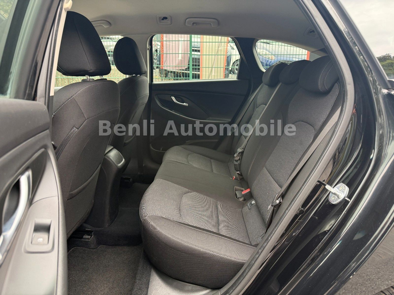 Hyundai i30 cw Edition 30/1.HAND/SCHECKHEFT/FACELIFT/TMP — photo 13