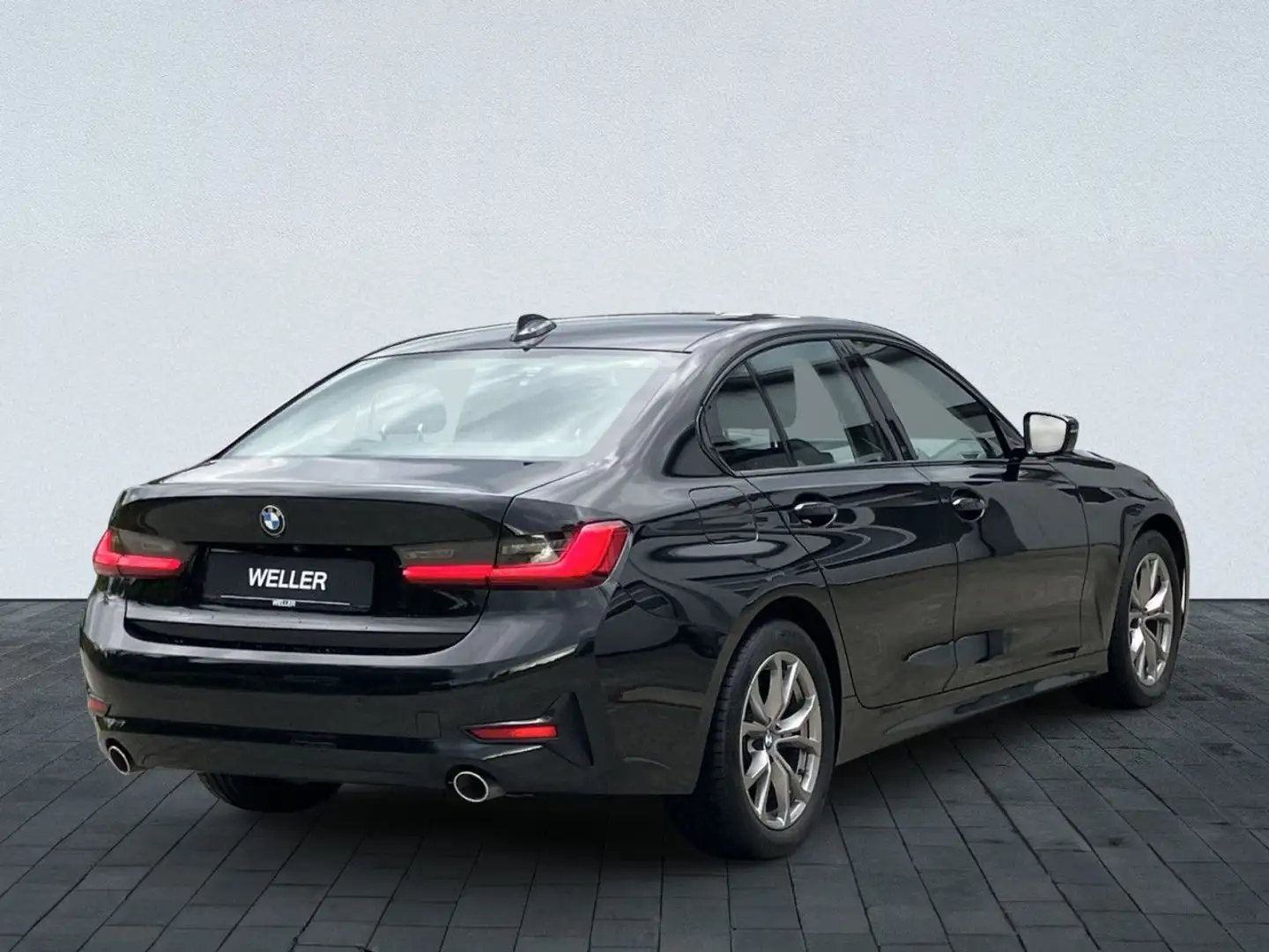 BMW 318 d Sport LiCock ACC KAM DAB Hifi Lordose LED PDC Schwarz - 2
