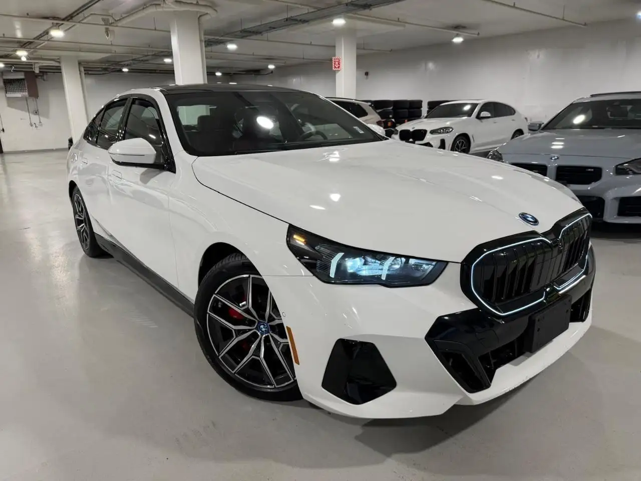 2025 BMW i5