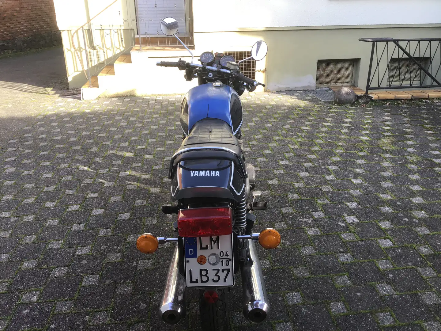 Yamaha XS 750 Negro - 2