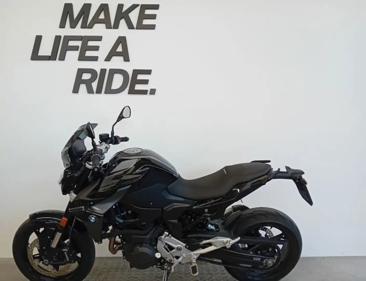 BMW F 900 R Nero - 2
