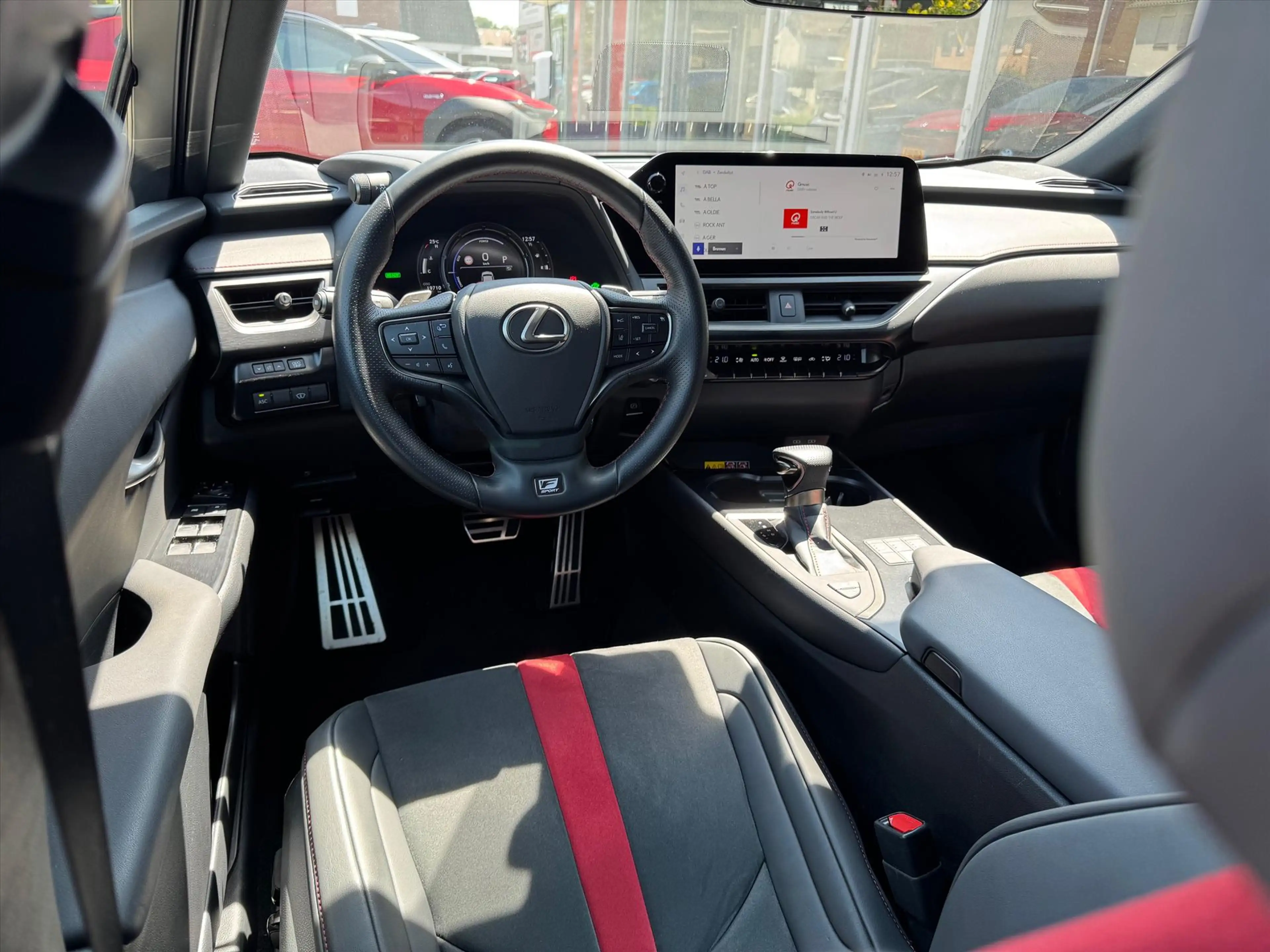 Lexus UX 250h F Sport Line | Facelift, Head up display, Blind Sp — photo 13
