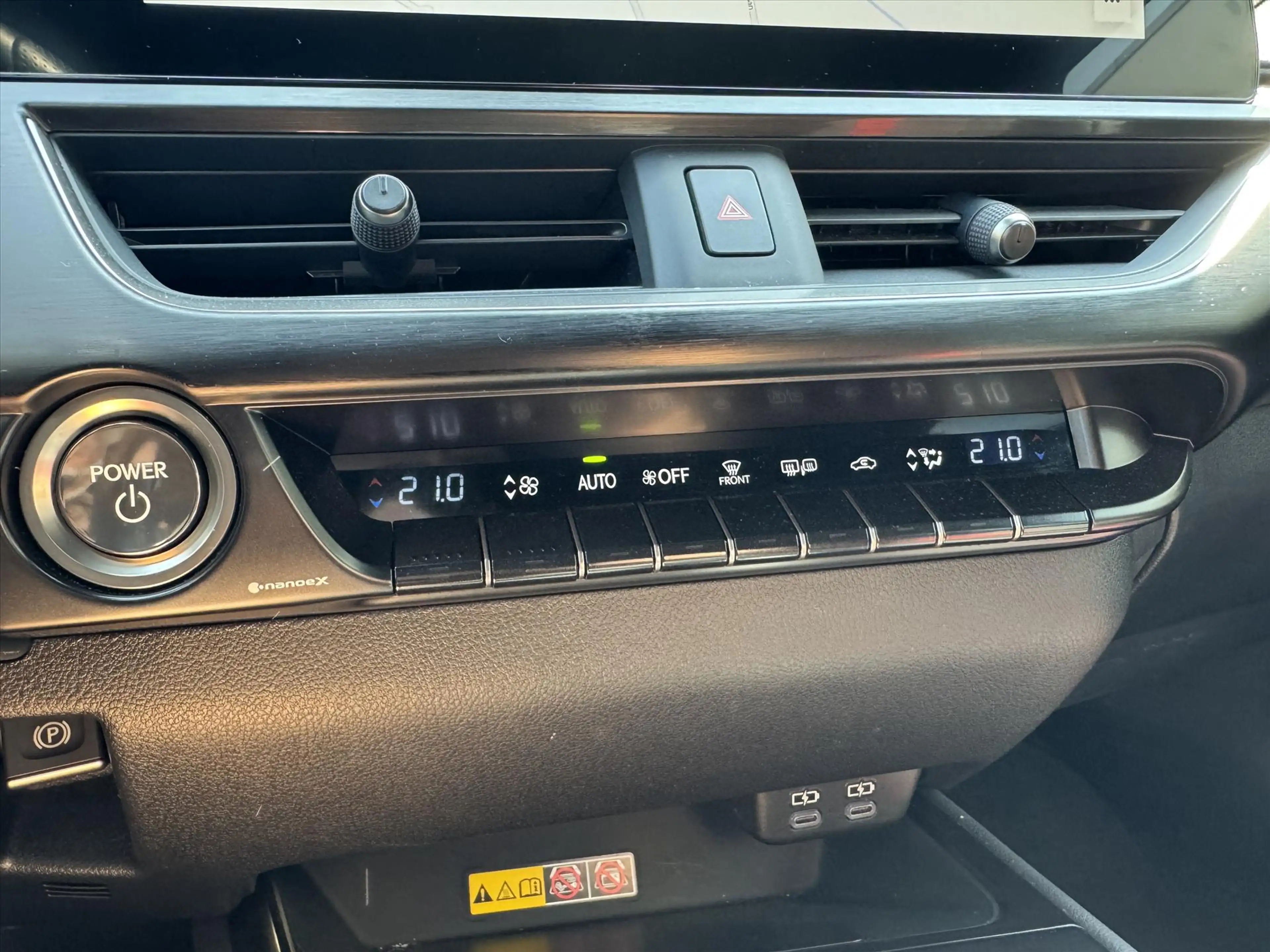 Lexus UX 250h F Sport Line | Facelift, Head up display, Blind Sp — photo 26