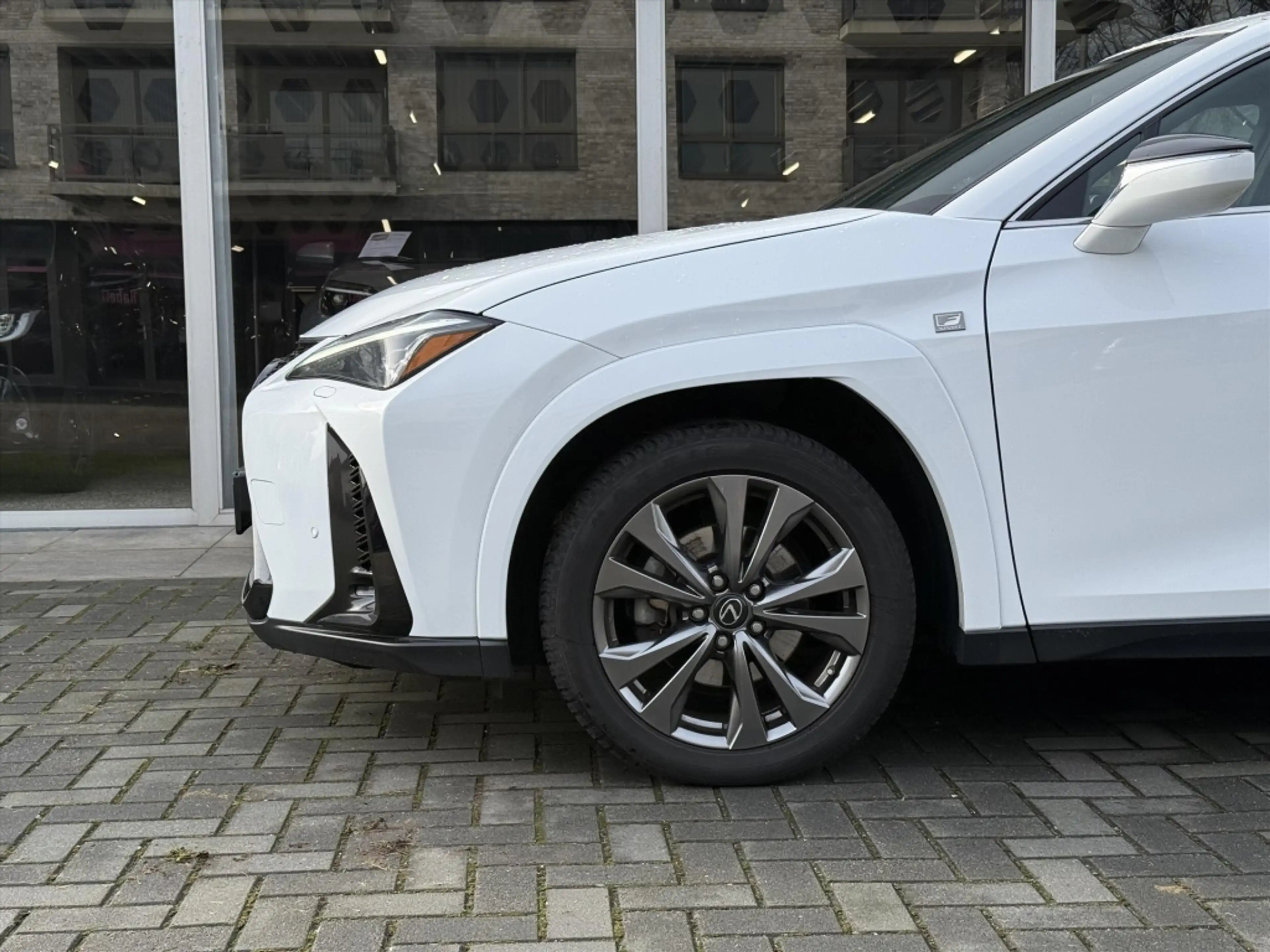 Lexus UX 250h F Sport Line | Facelift, Head up display, Blind Sp — photo 4