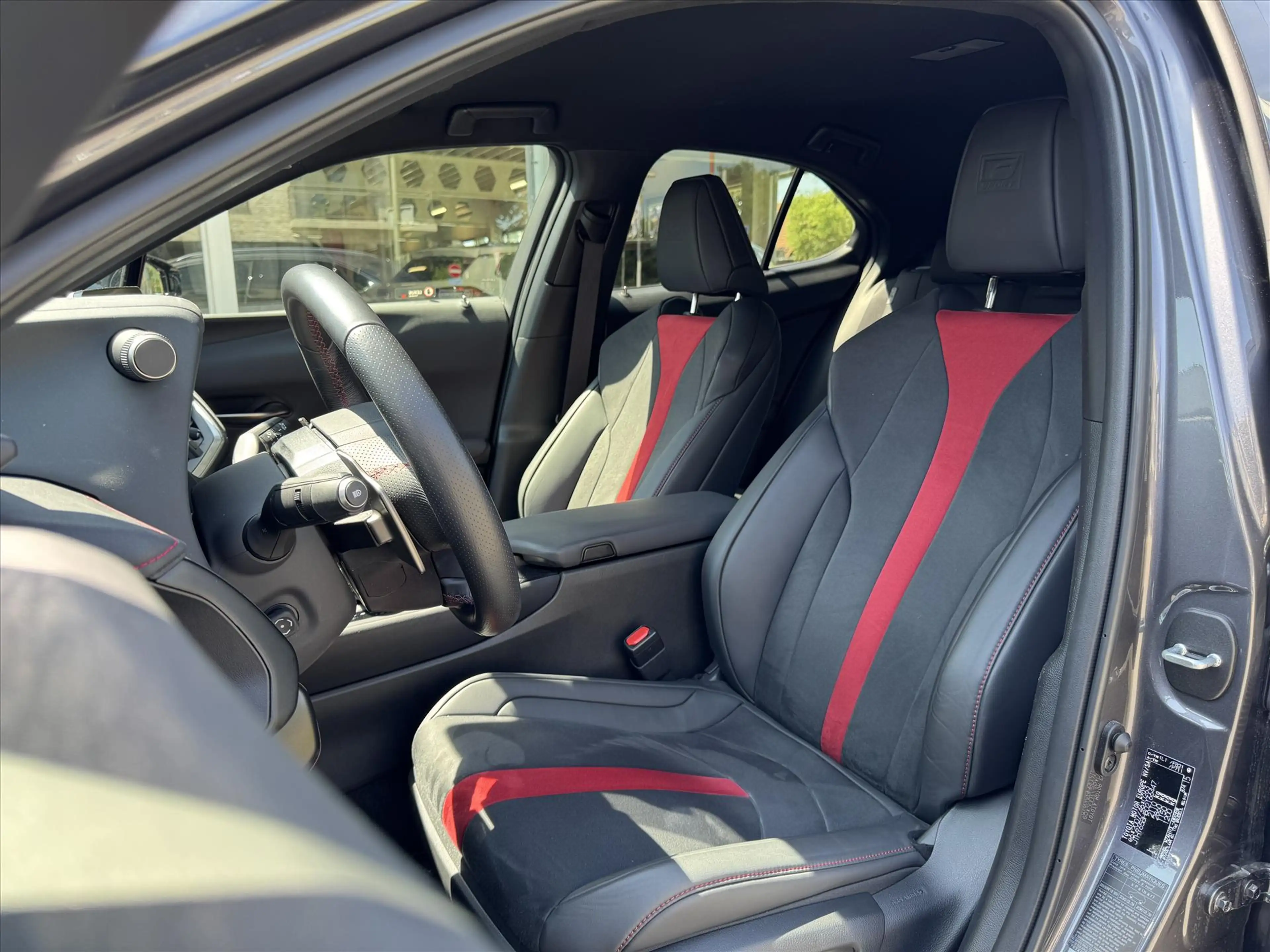 Lexus UX 250h F Sport Line | Facelift, Head up display, Blind Sp — photo 15